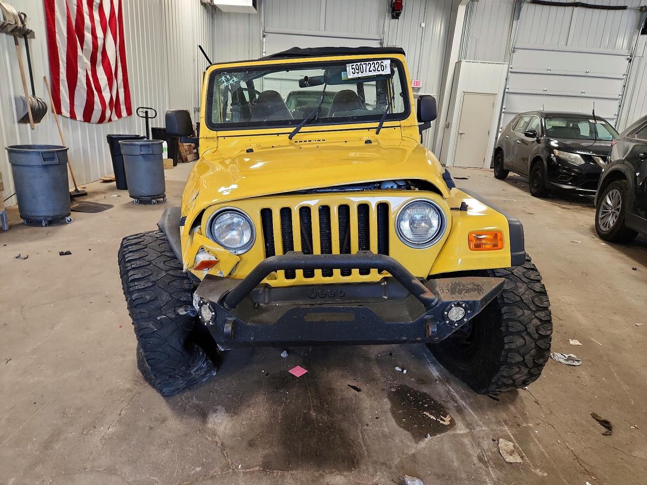 2000 Jeep Wrangler / Tj Sport Yellow vin: 1J4FA49S2YP786299