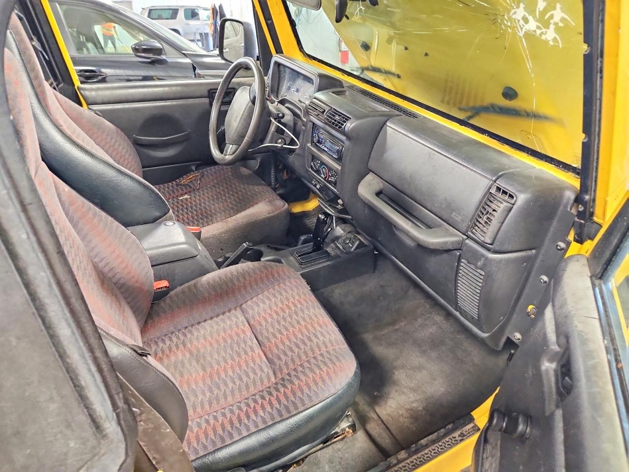2000 Jeep Wrangler / Tj Sport Yellow vin: 1J4FA49S2YP786299