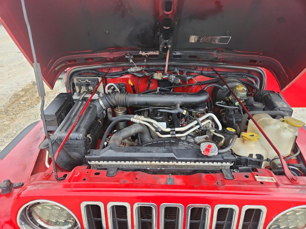 2002 Jeep Wrangler / Tj Sport Red vin: 1J4FA49S32P734154