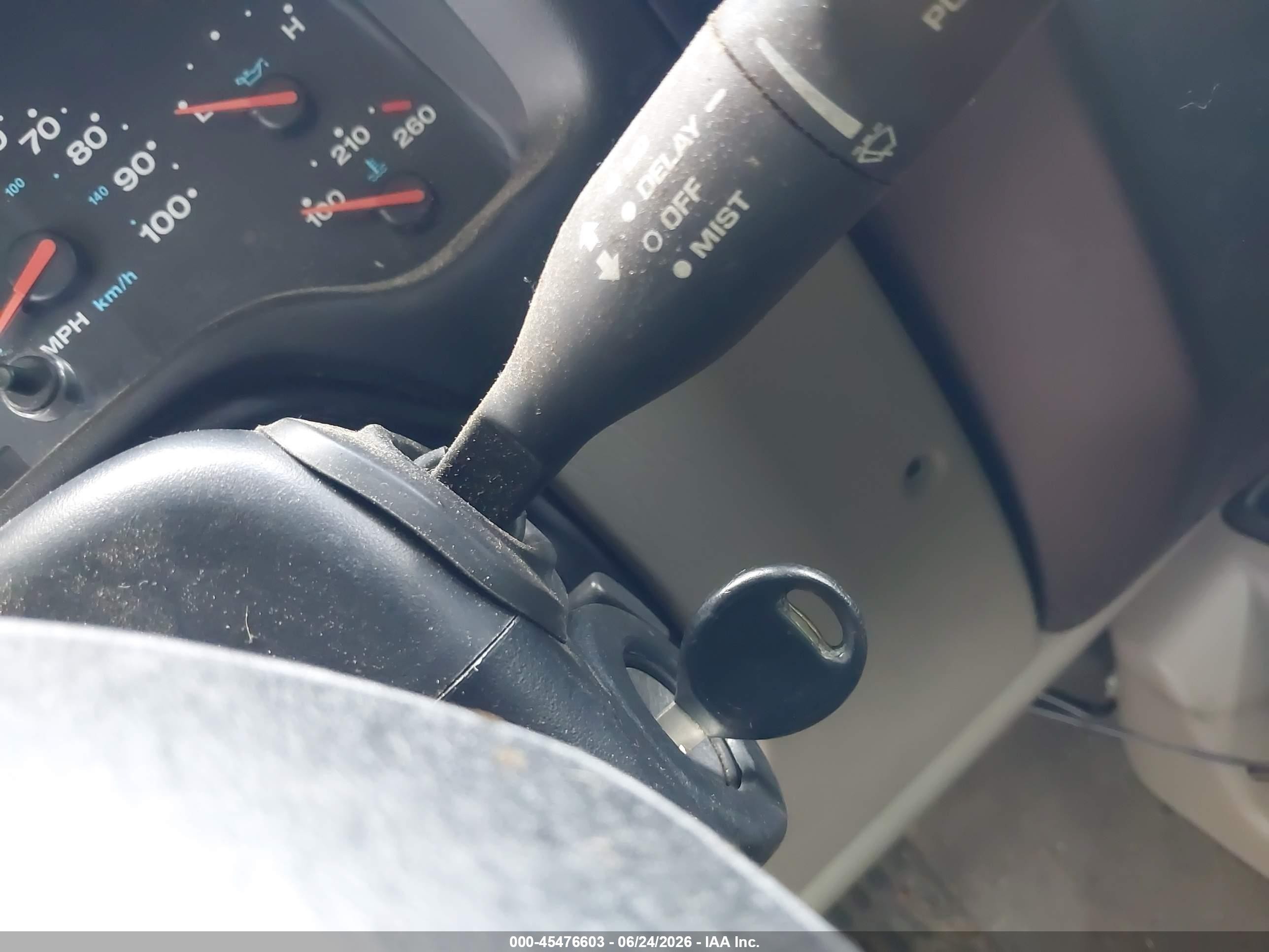 2003 Jeep Wrangler Sport Золотой vin: 1J4FA49S33P332653