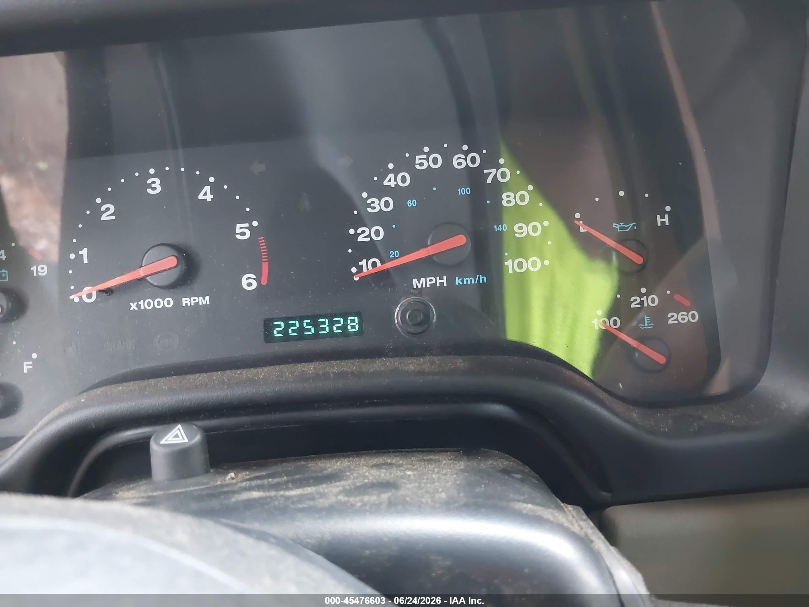 2003 Jeep Wrangler Sport Золотой vin: 1J4FA49S33P332653