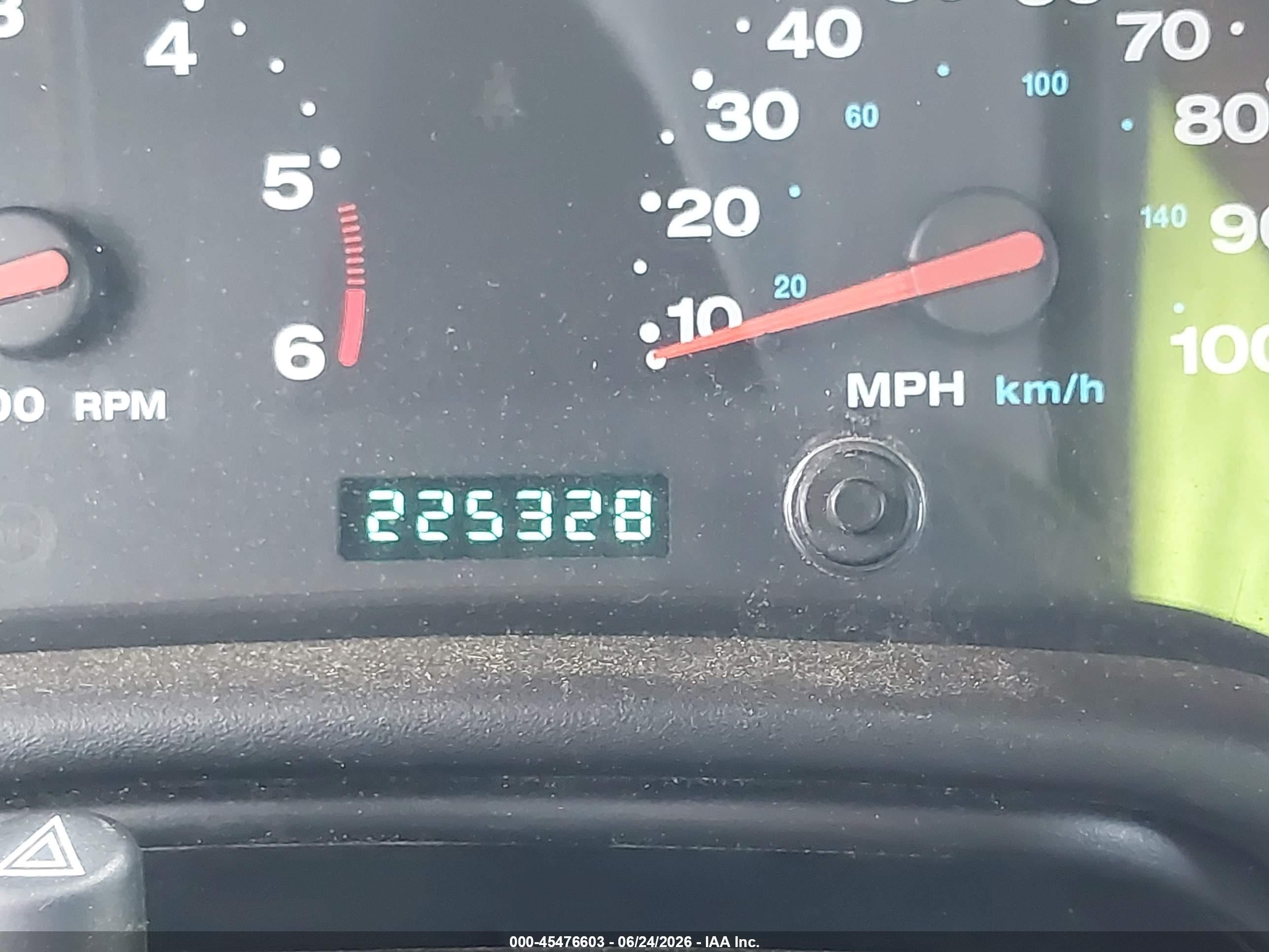 2003 Jeep Wrangler Sport Золотой vin: 1J4FA49S33P332653