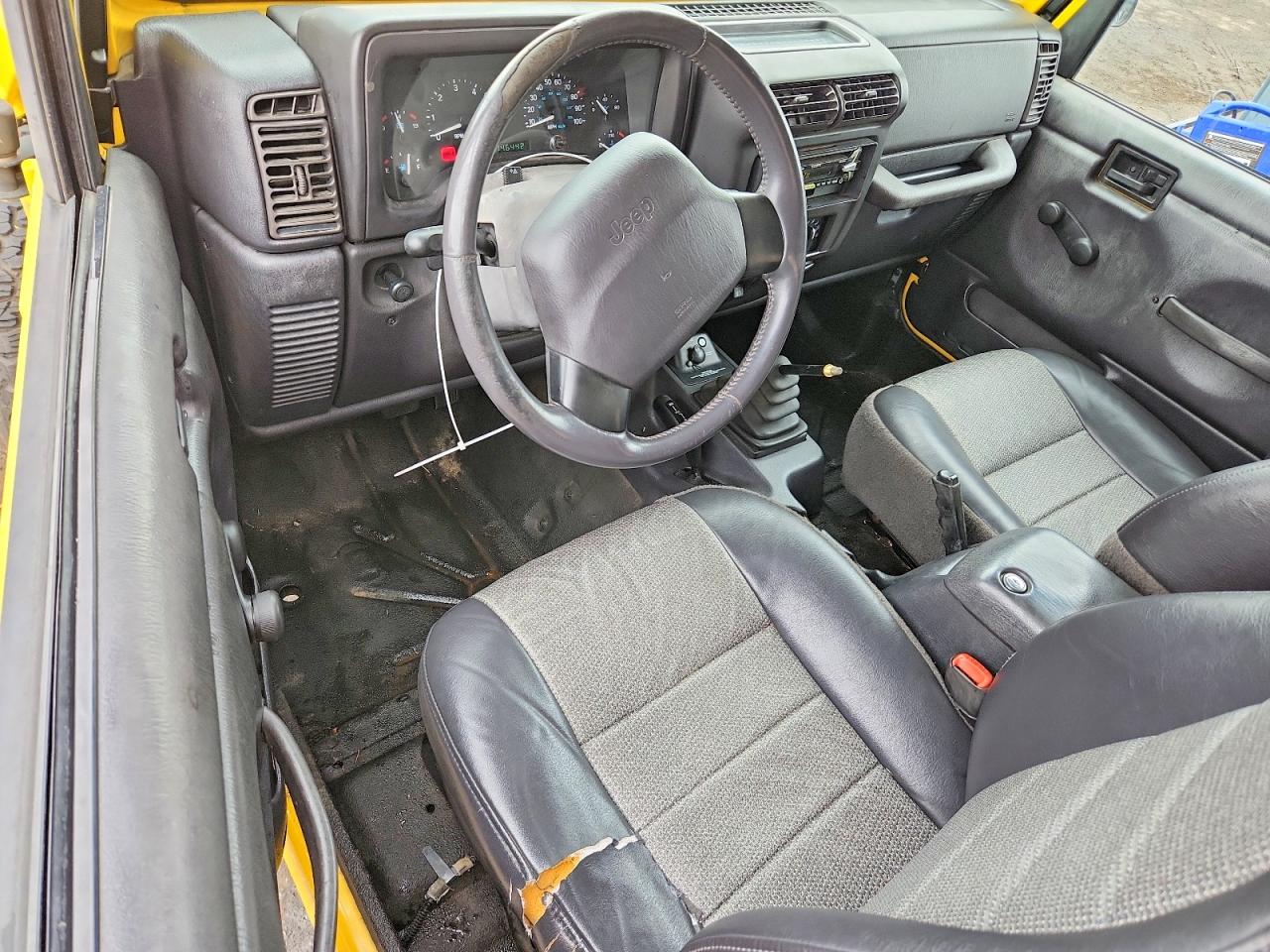 2000 Jeep Wrangler / Tj Sport Yellow vin: 1J4FA49S3YP749004