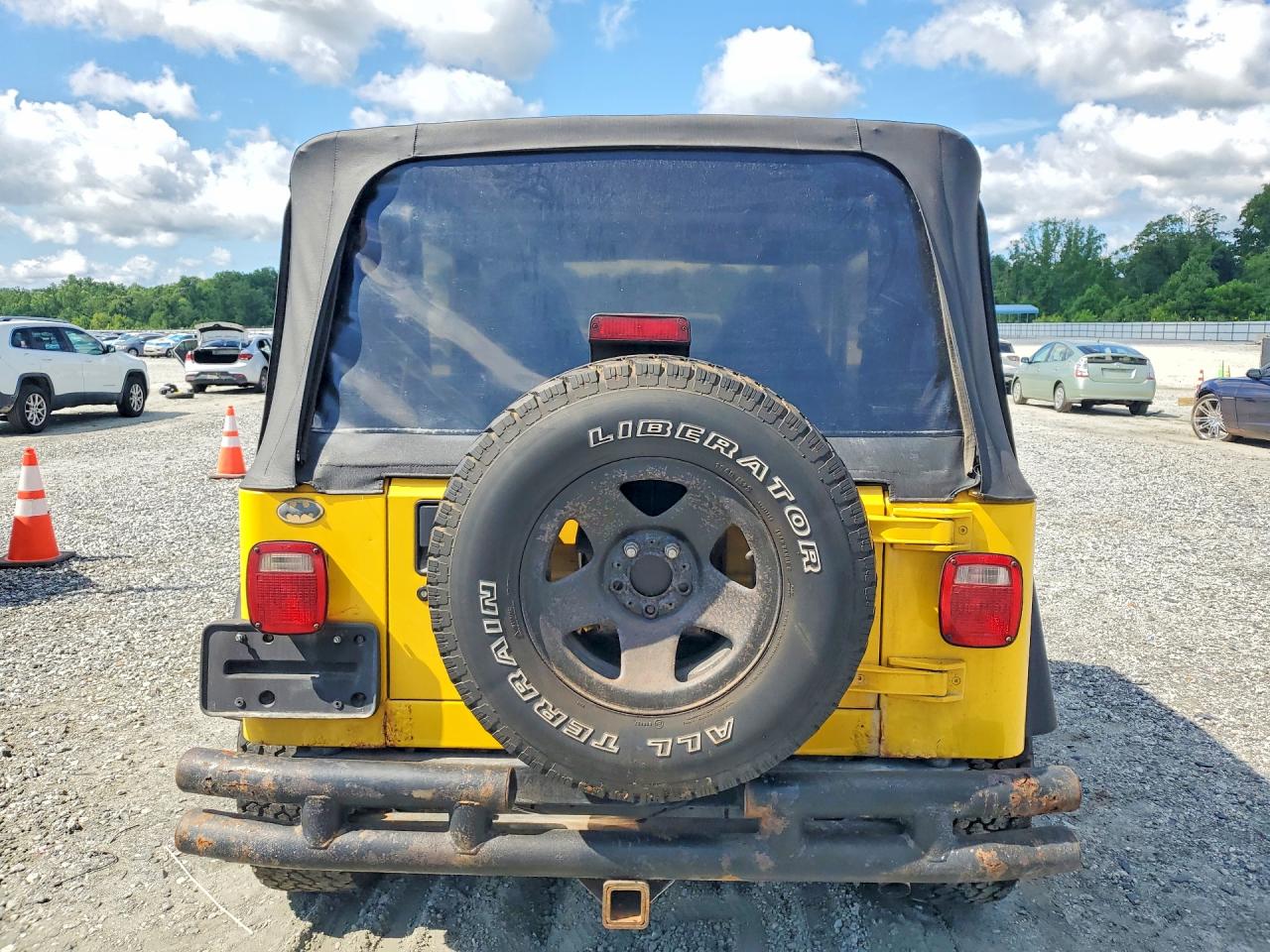 2001 Jeep Wrangler / Tj Sport Yellow vin: 1J4FA49S51P325149