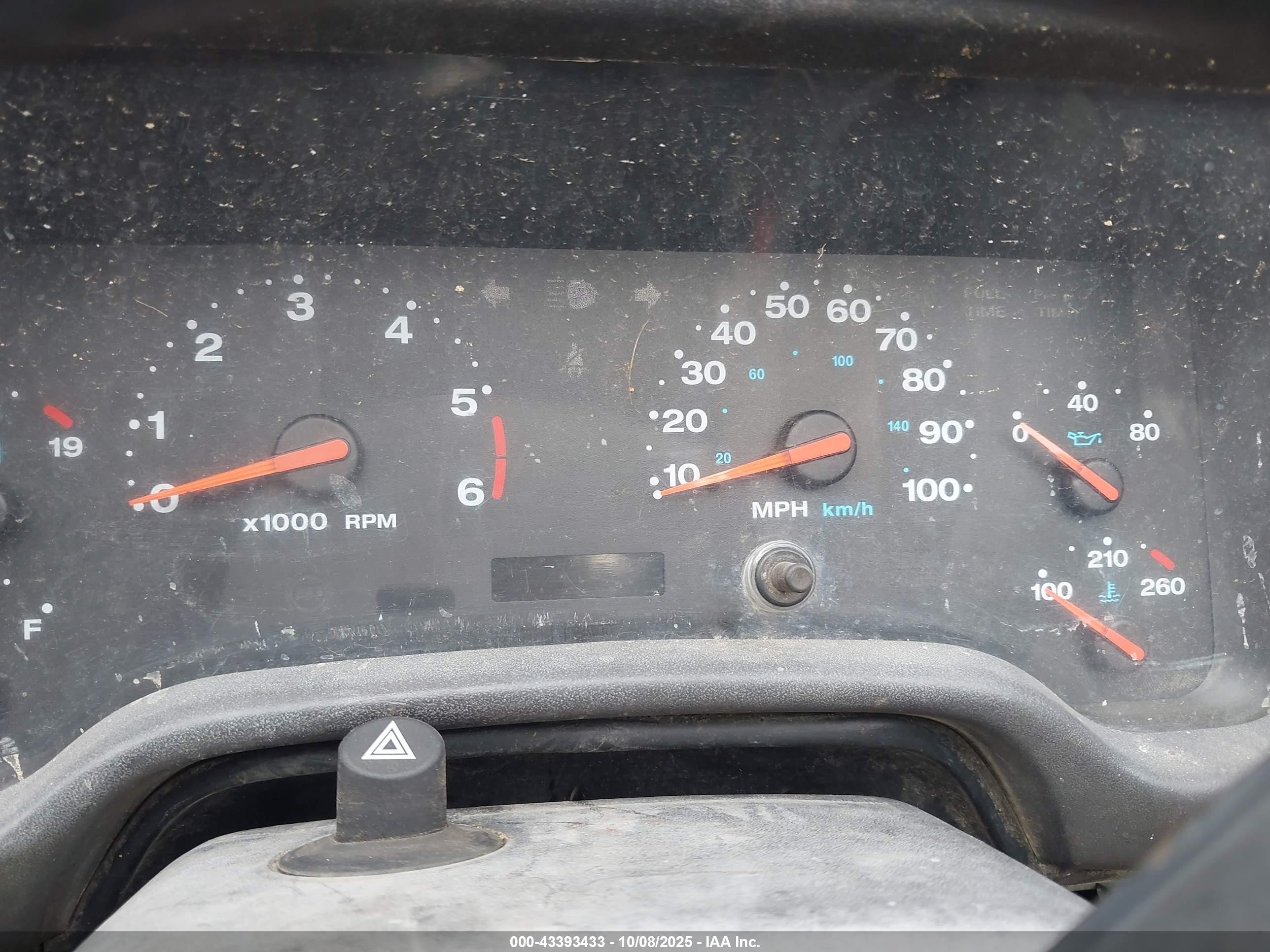 2002 Jeep Wrangler Sport Tan vin: 1J4FA49S52P771545