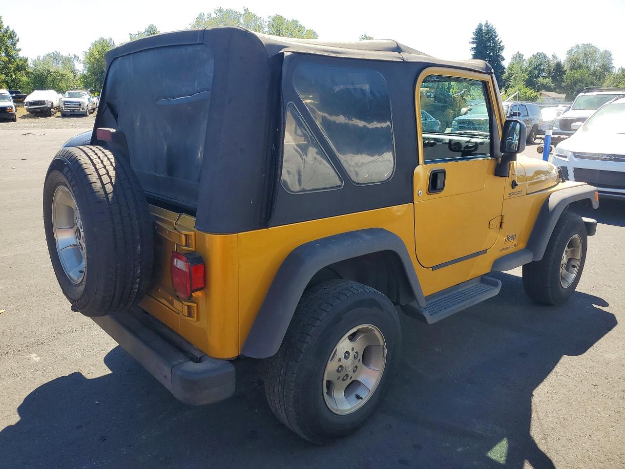 2003 Jeep Wrangler / Tj Sport Золотой vin: 1J4FA49S53P308354