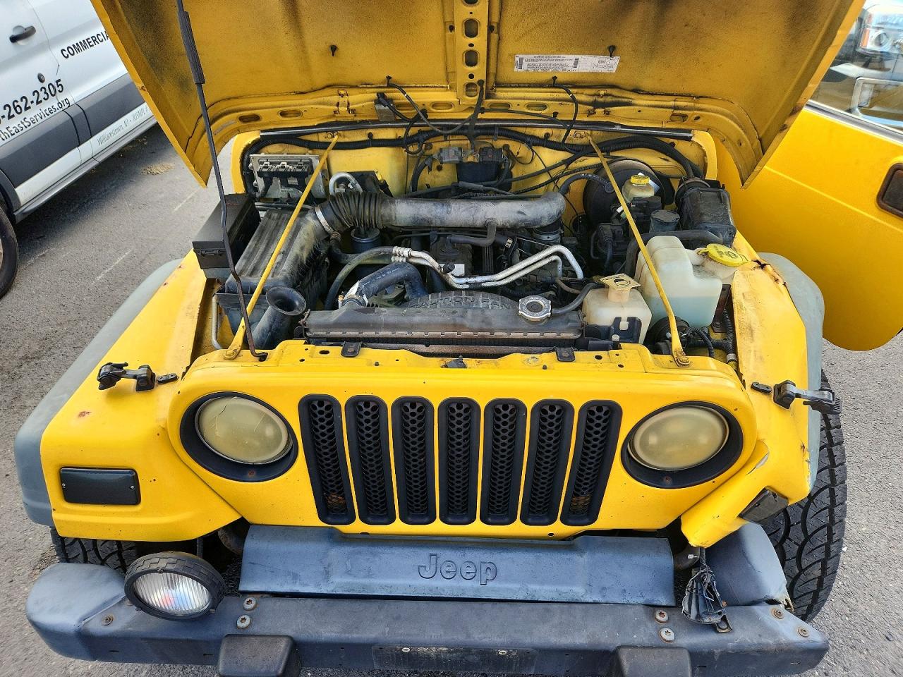 2000 Jeep Wrangler / Tj Sport Yellow vin: 1J4FA49S5YP715646
