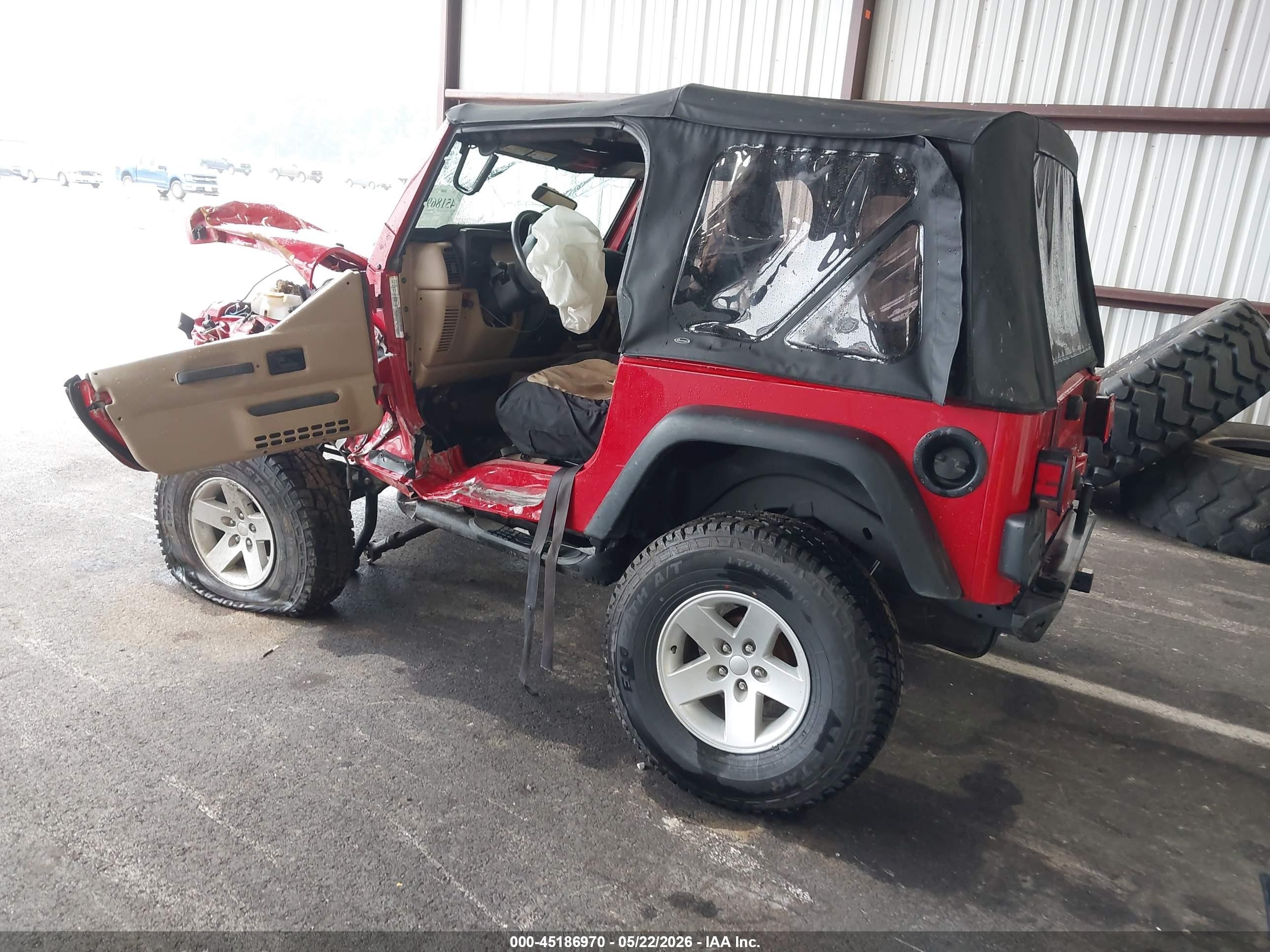 2000 Jeep Wrangler Sport Red vin: 1J4FA49S5YP775393