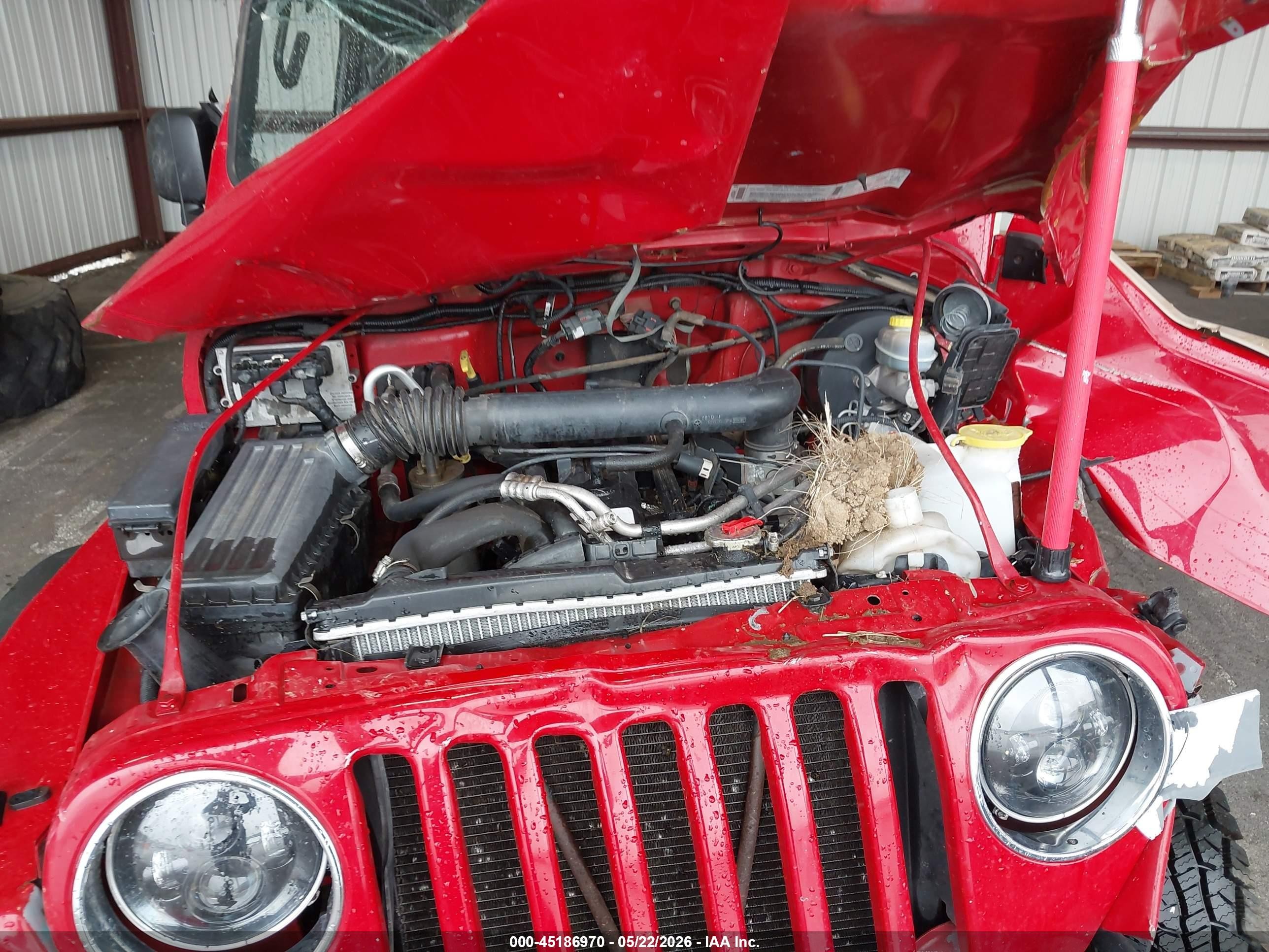 2000 Jeep Wrangler Sport Red vin: 1J4FA49S5YP775393