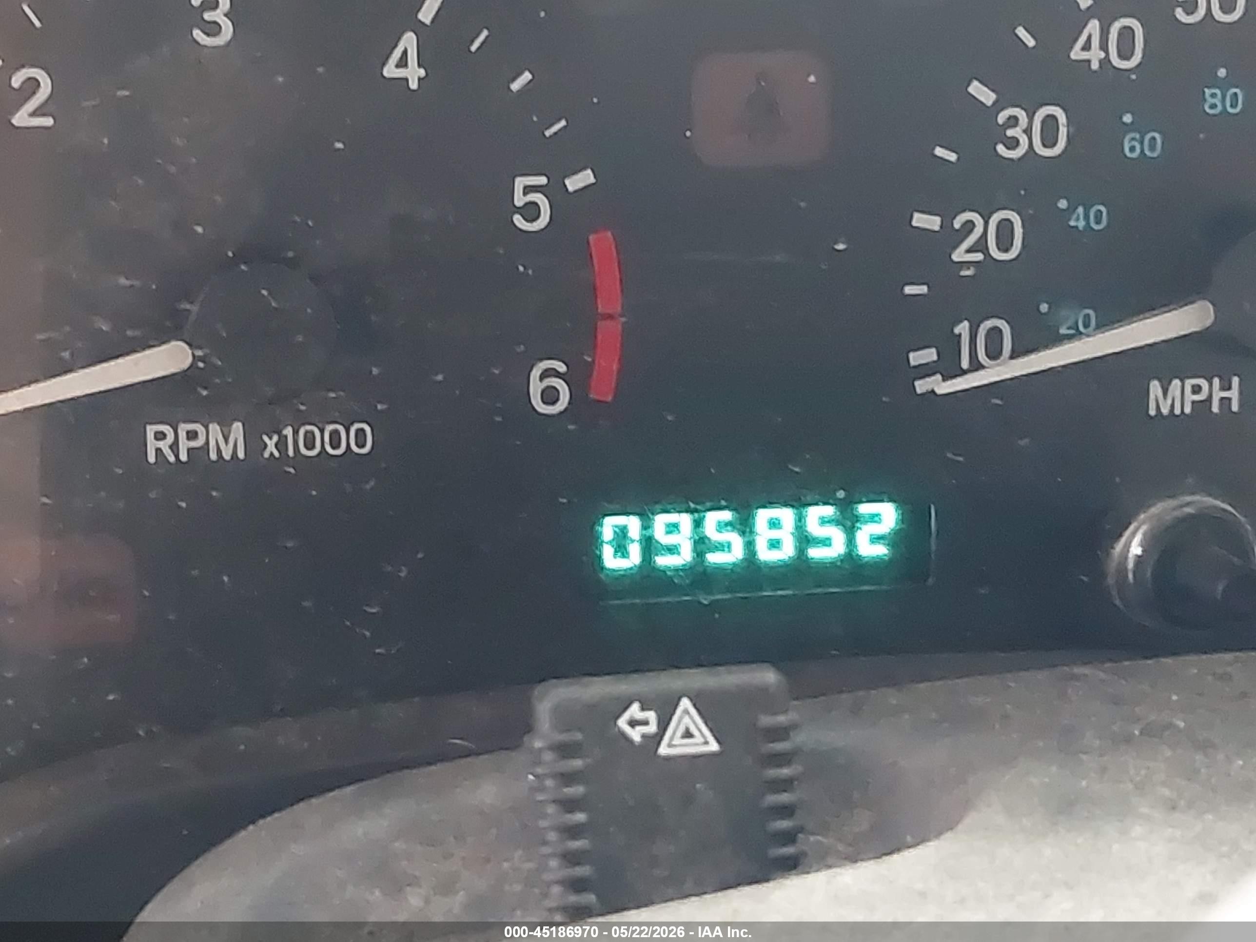 2000 Jeep Wrangler Sport Red vin: 1J4FA49S5YP775393