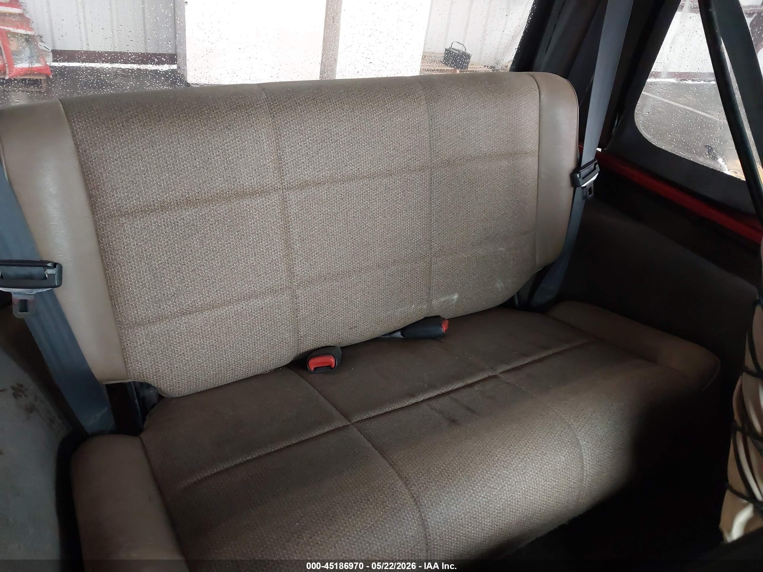 2000 Jeep Wrangler Sport Red vin: 1J4FA49S5YP775393