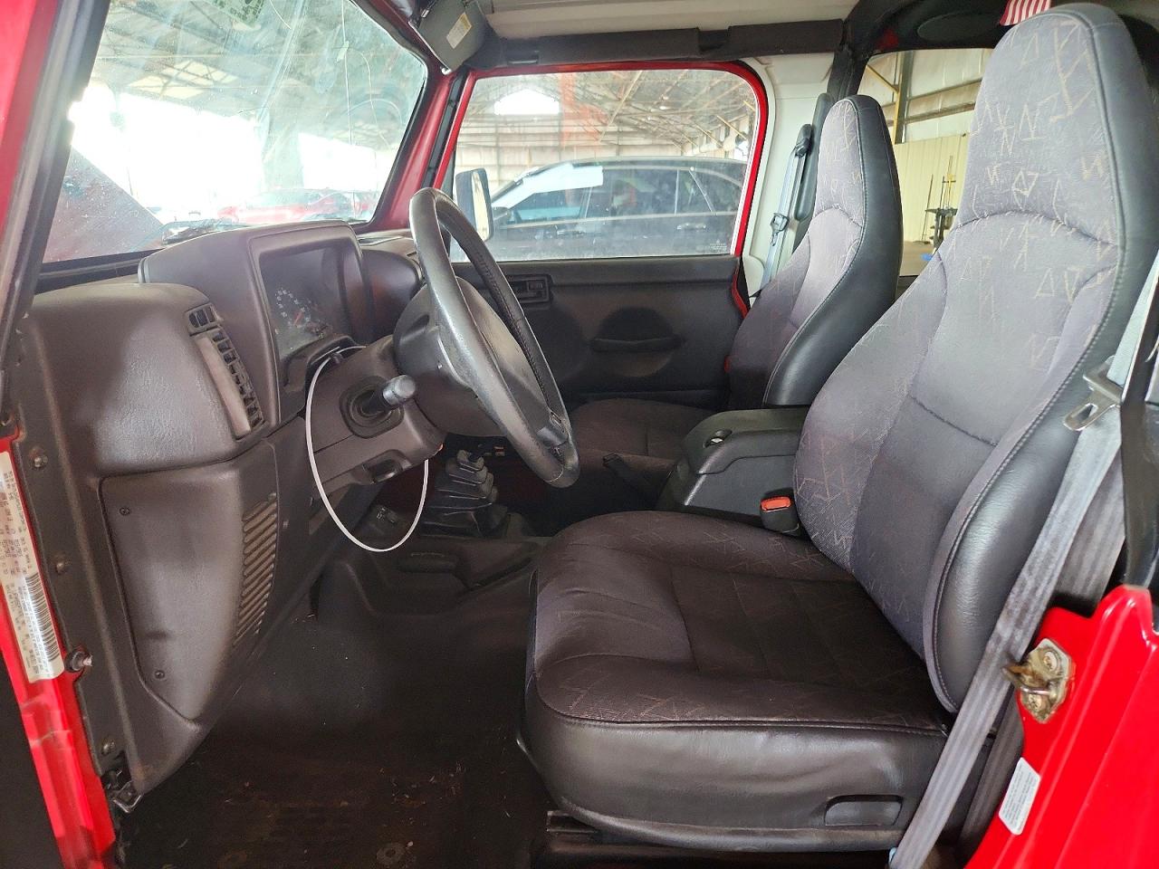 2002 Jeep Wrangler / Tj Sport Красный vin: 1J4FA49S62P770761