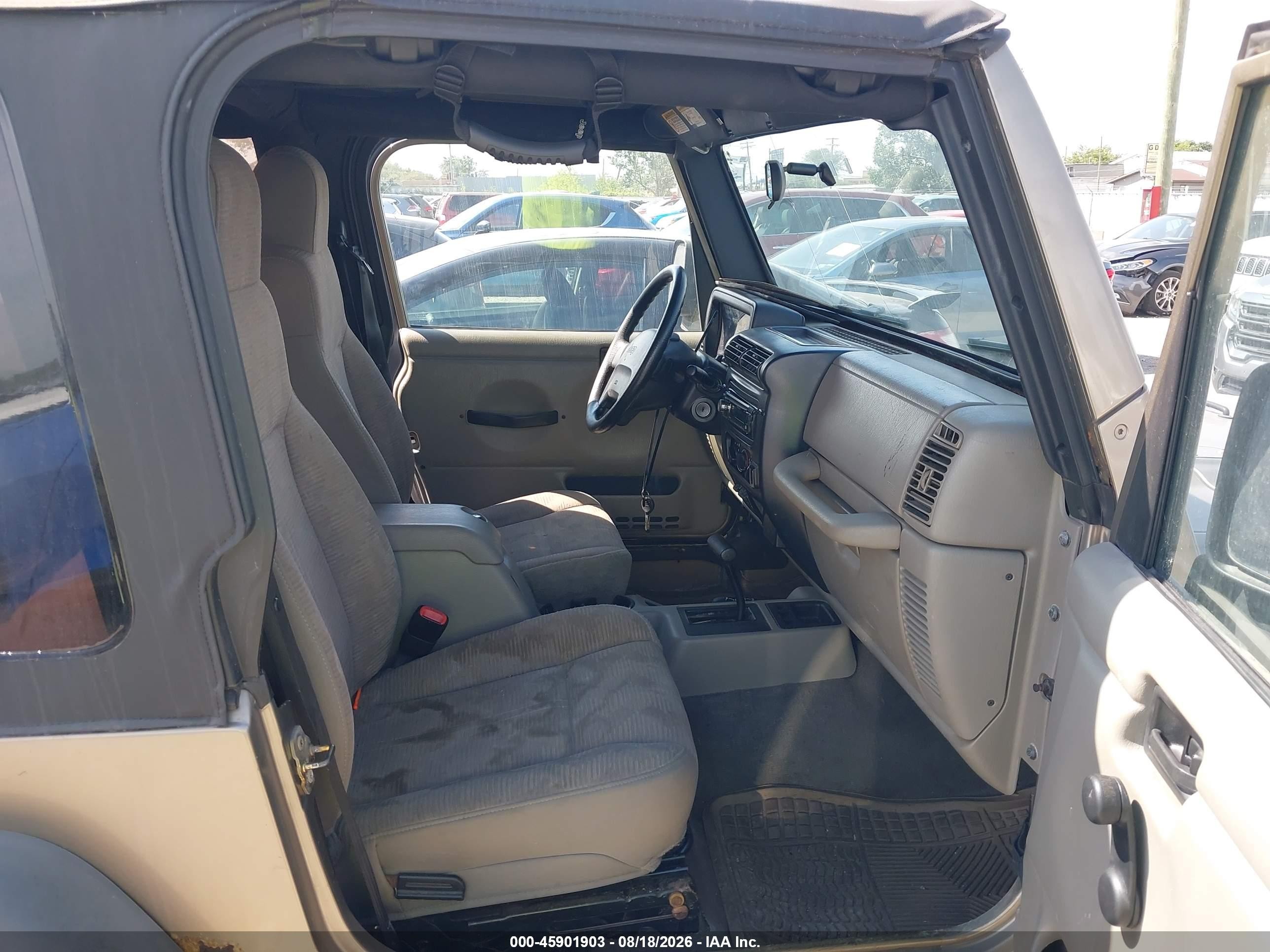 2004 Jeep Wrangler Sport Tan vin: 1J4FA49S64P724088