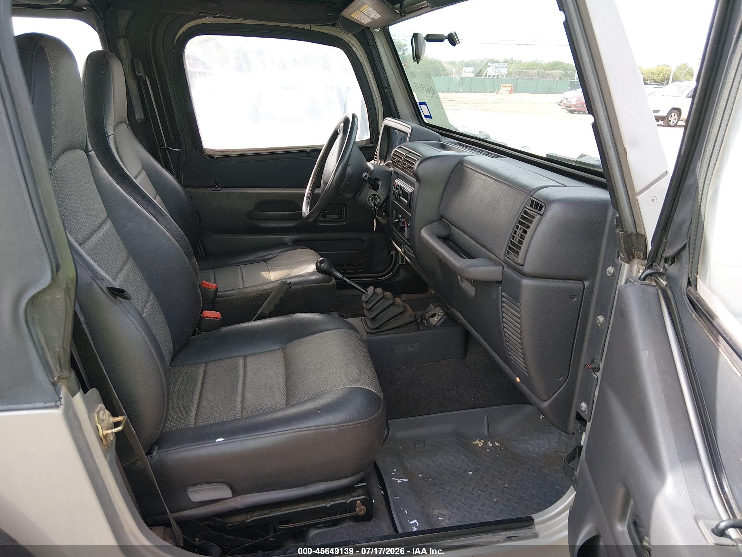 2000 Jeep Wrangler Sport Silver vin: 1J4FA49S6YP729782