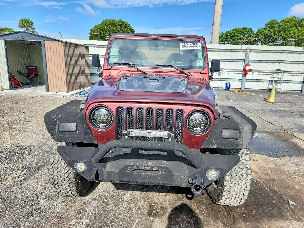 2002 Jeep Wrangler / Tj Sport Burgundy vin: 1J4FA49S72P710102