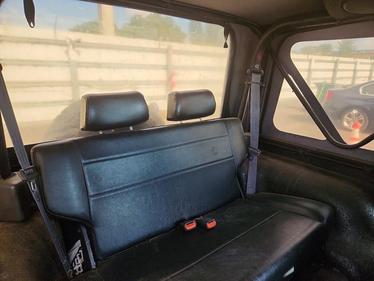 2002 Jeep Wrangler / Tj Sport Burgundy vin: 1J4FA49S72P710102