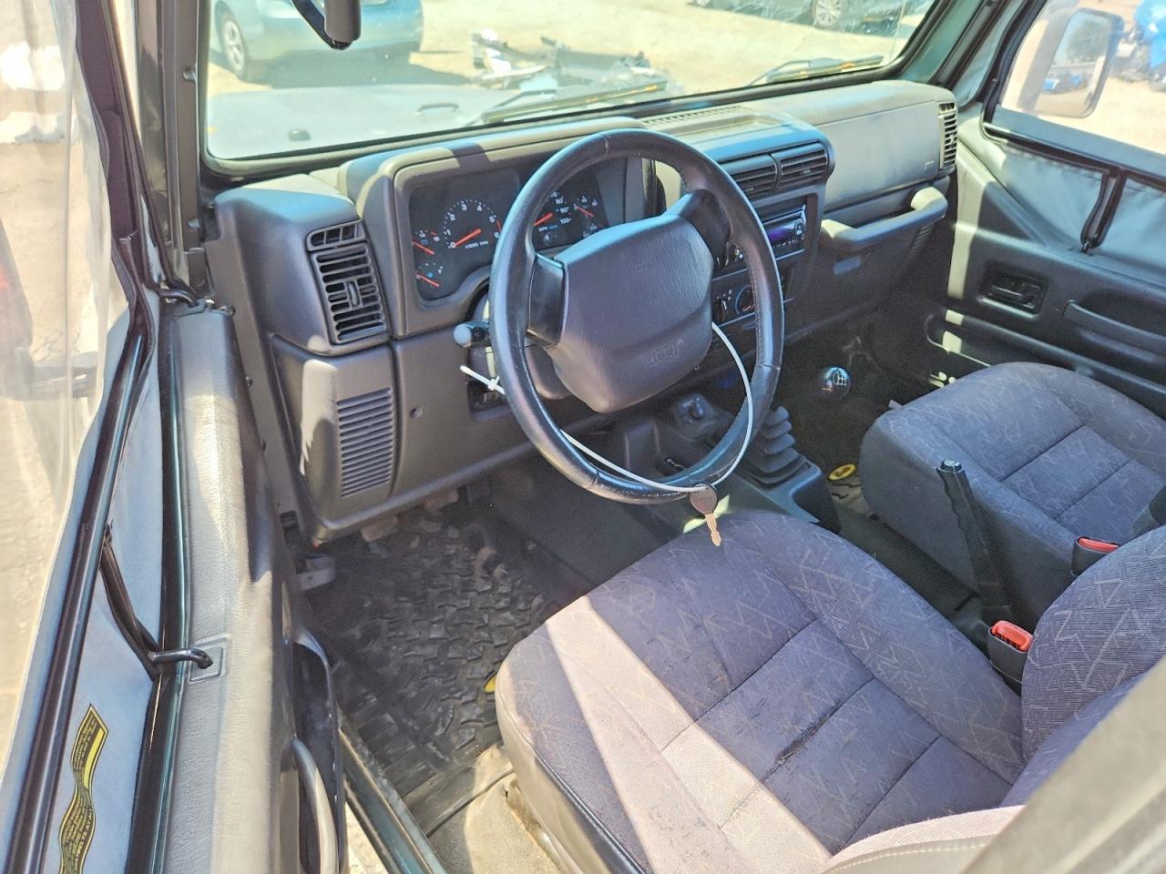 2002 Jeep Wrangler / Tj Sport Green vin: 1J4FA49S82P759731