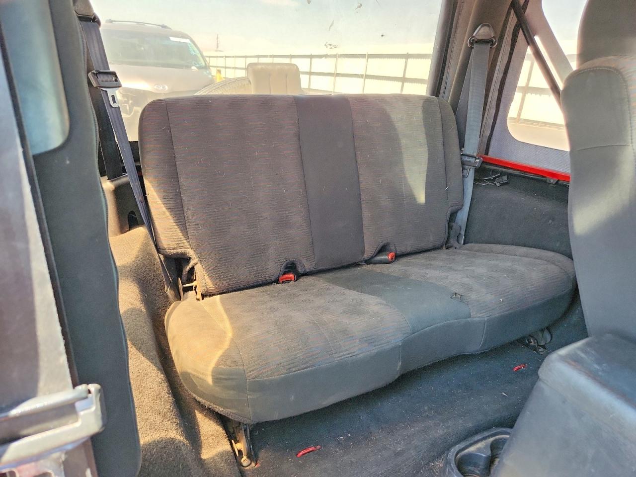 2003 Jeep Wrangler / Tj Sport Red vin: 1J4FA49S83P303570