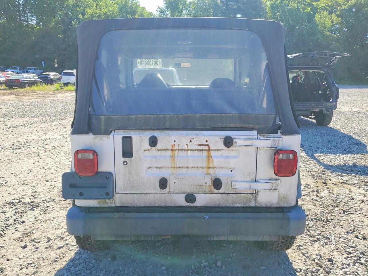 2000 Jeep Wrangler / Tj Sport White vin: 1J4FA49S8YP730609