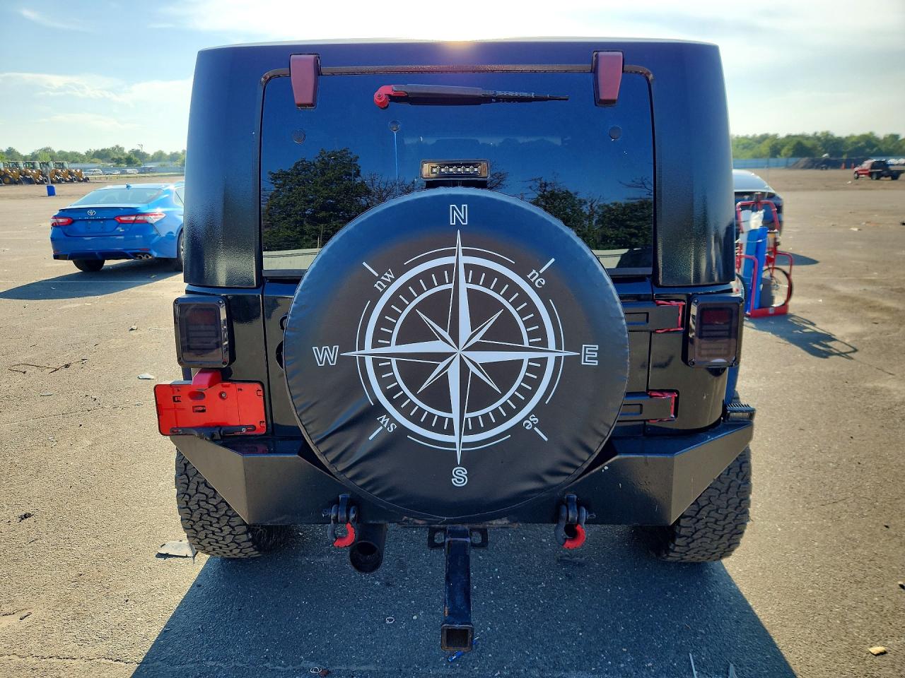 2007 Jeep Wrangler Sahara Black vin: 1J4FA54107L228512
