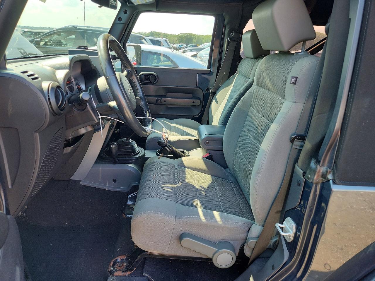 2007 Jeep Wrangler Sahara Blue vin: 1J4FA54127L183573