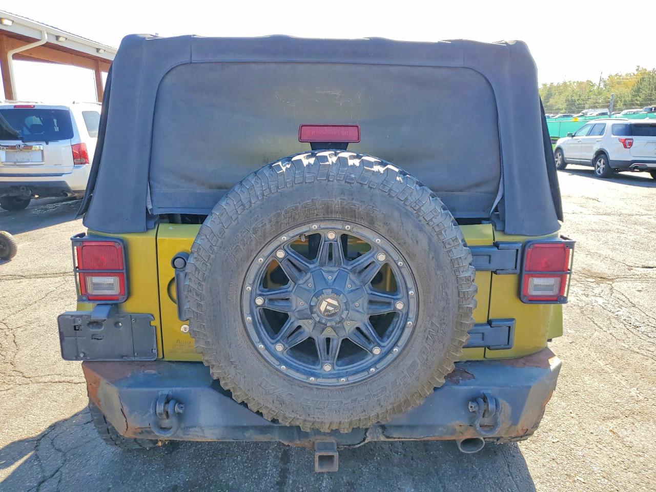 2007 Jeep Wrangler Sahara Green vin: 1J4FA54137L160528
