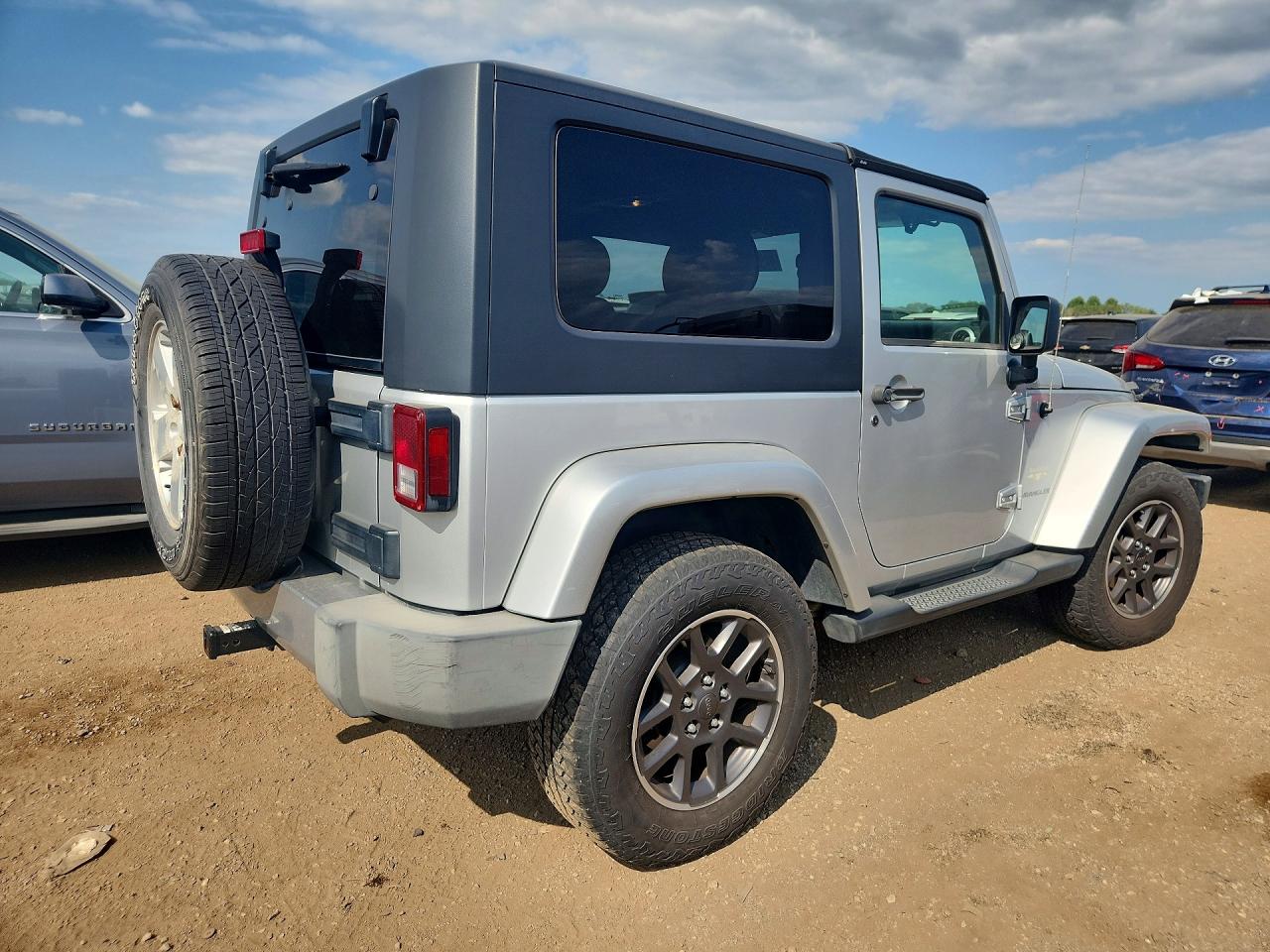 2008 Jeep Wrangler Sahara Серебряный vin: 1J4FA54158L543422
