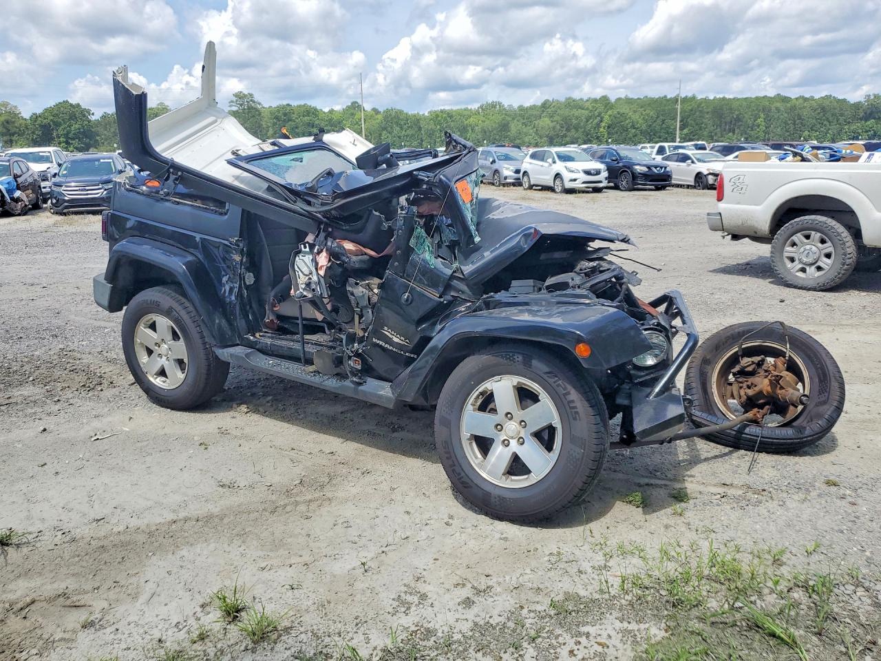 2008 Jeep Wrangler Sahara Black vin: 1J4FA54158L578378