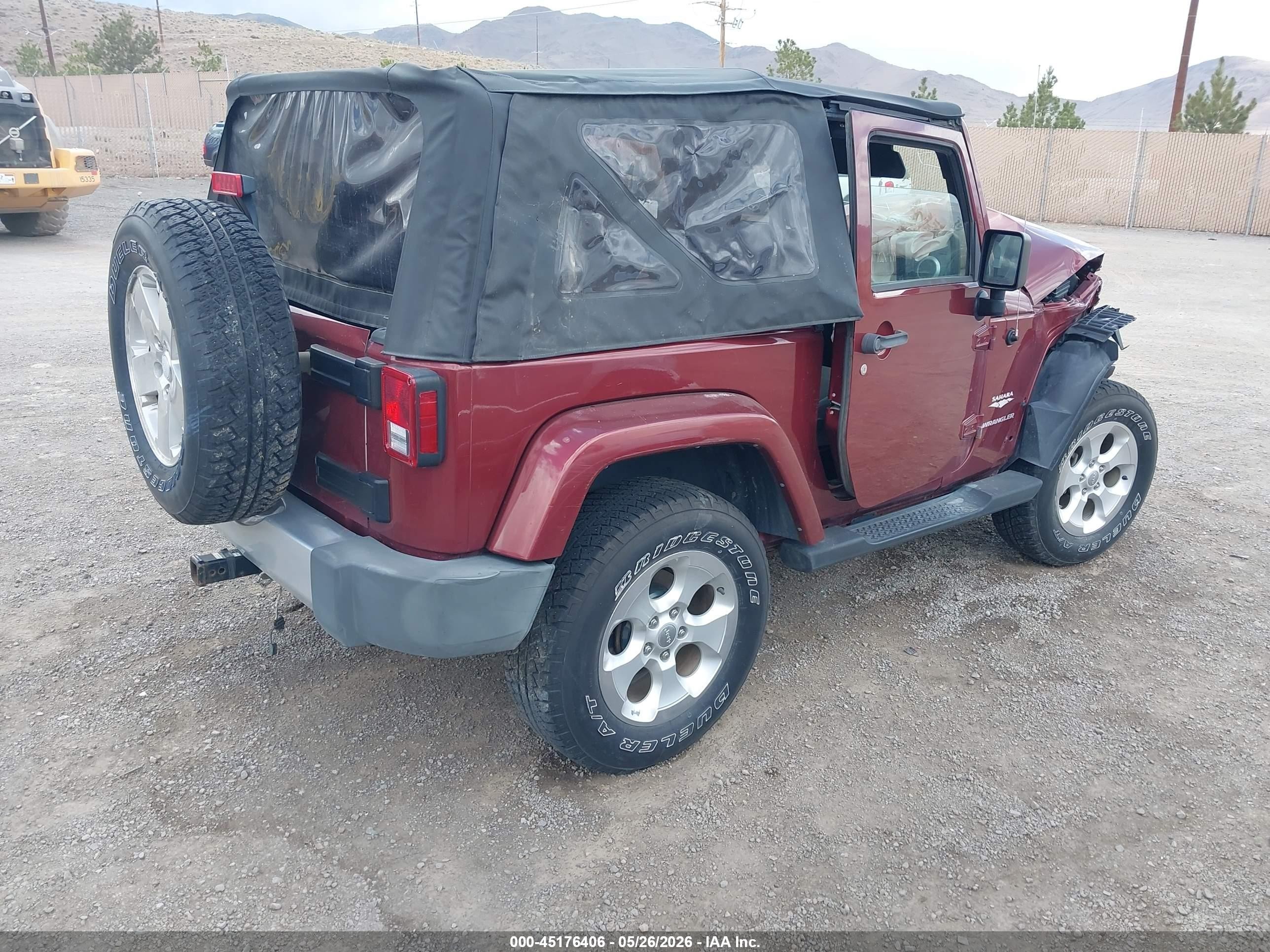 2008 Jeep Wrangler Sahara Burgundy vin: 1J4FA54168L569382