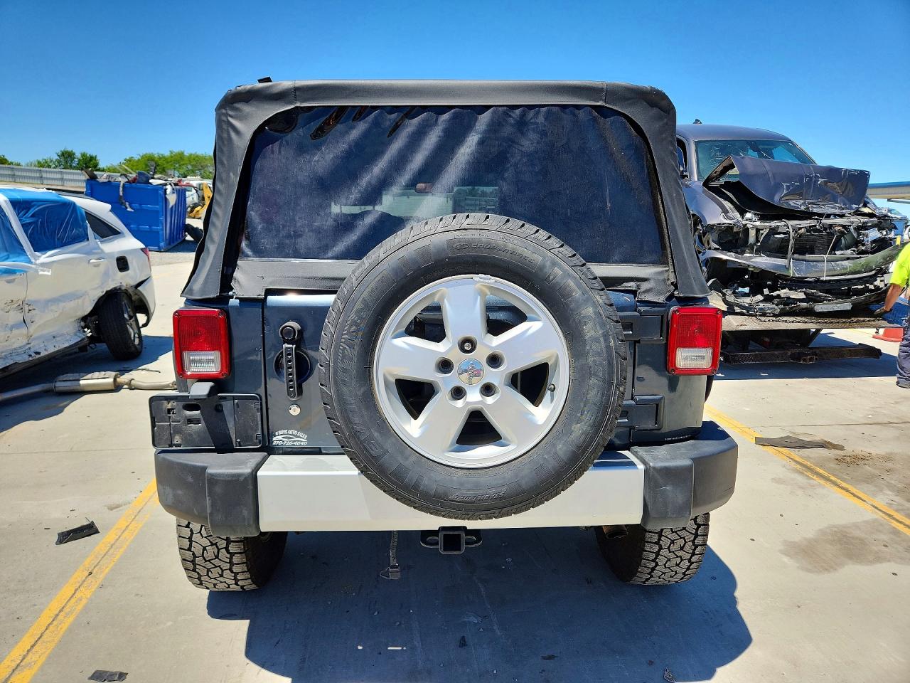 2008 Jeep Wrangler Sahara Blue vin: 1J4FA54178L617620