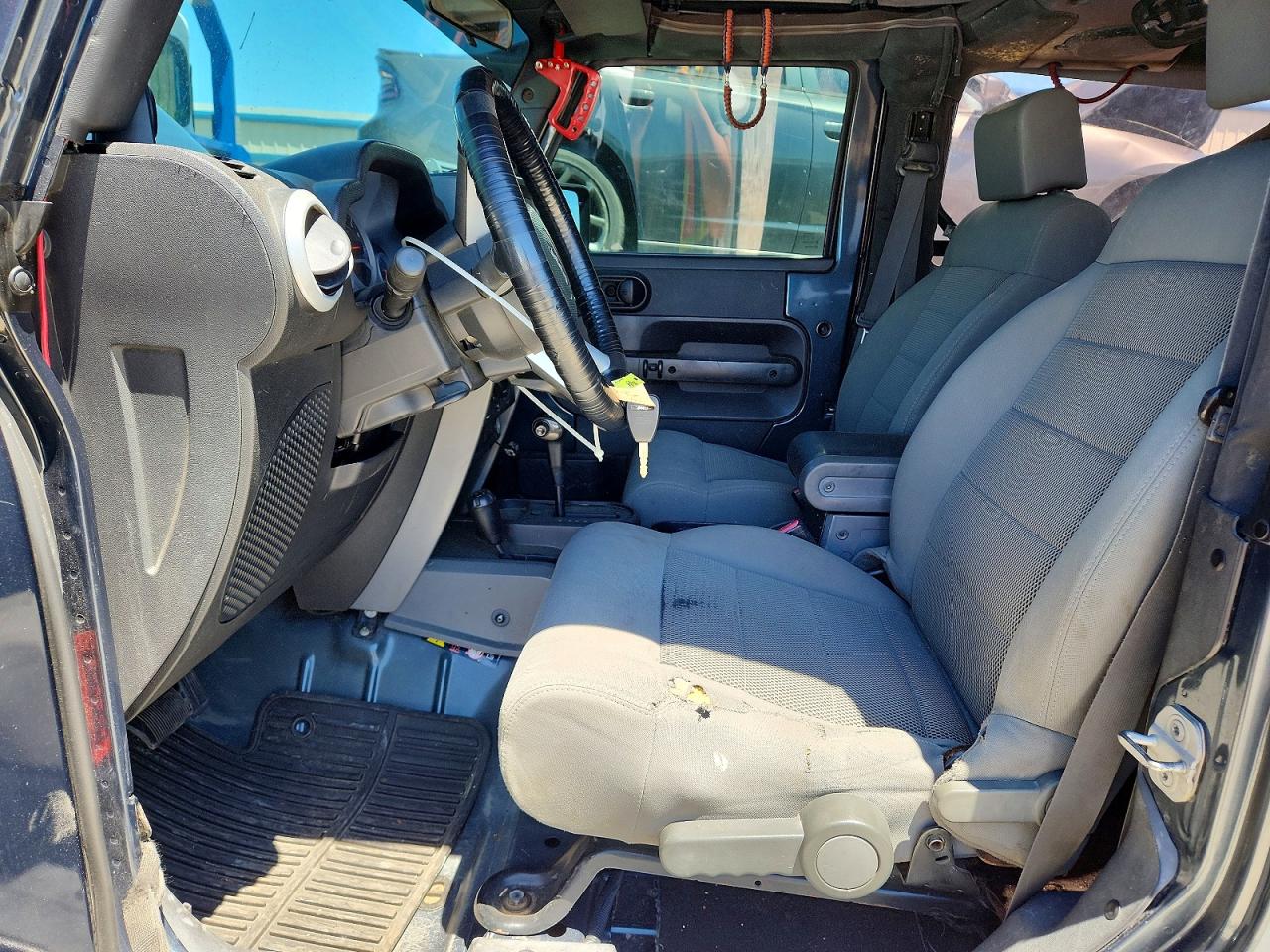 2008 Jeep Wrangler Sahara Blue vin: 1J4FA54178L617620