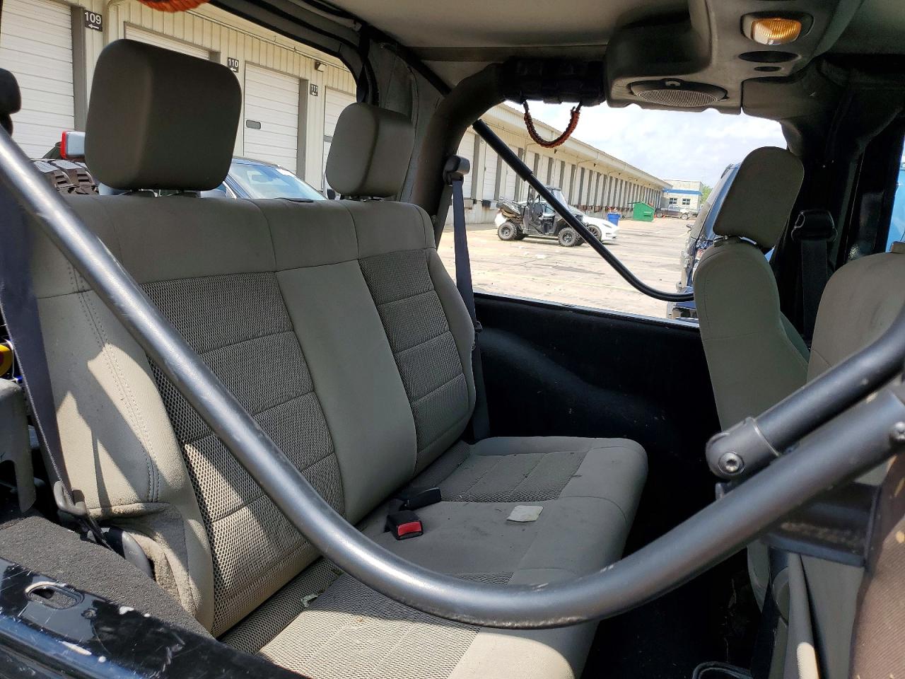 2009 Jeep Wrangler Sahara Черный vin: 1J4FA54179L700644