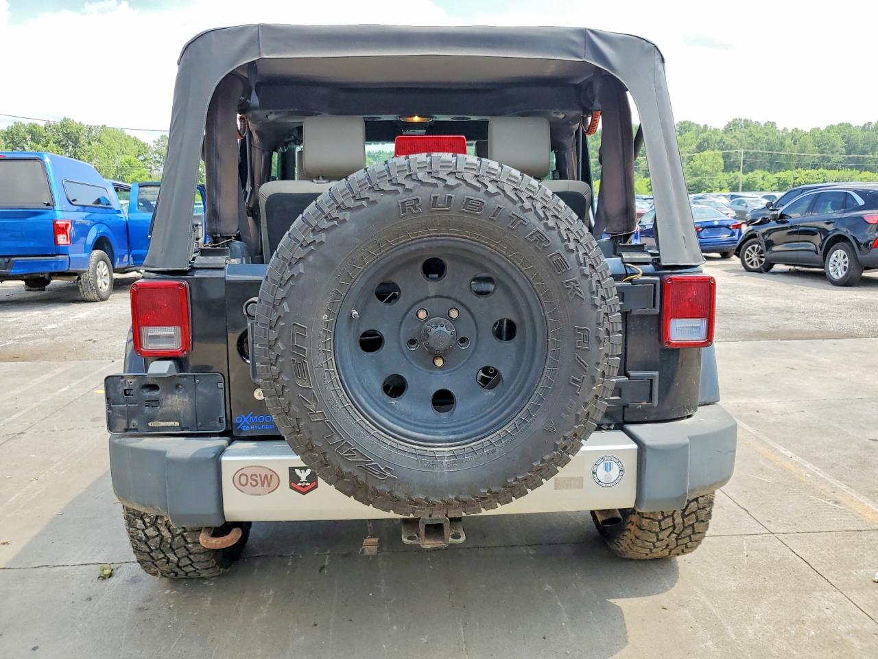 2009 Jeep Wrangler Sahara Черный vin: 1J4FA54179L700644