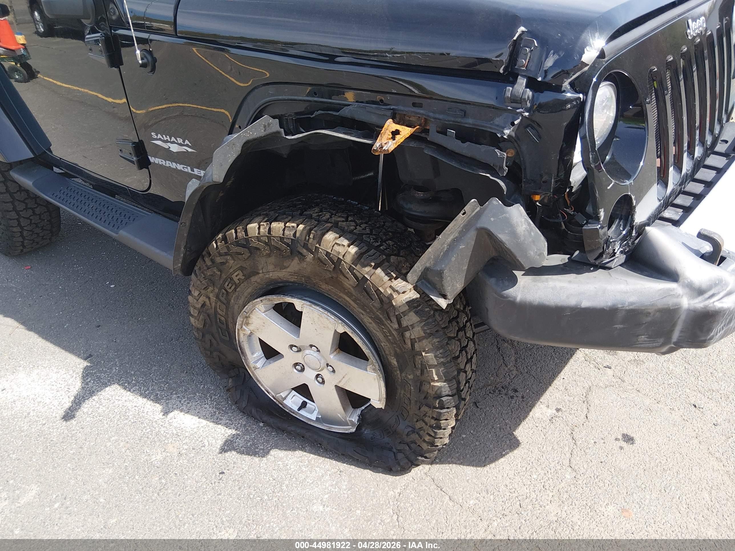 2009 Jeep Wrangler Sahara Black vin: 1J4FA54179L775165
