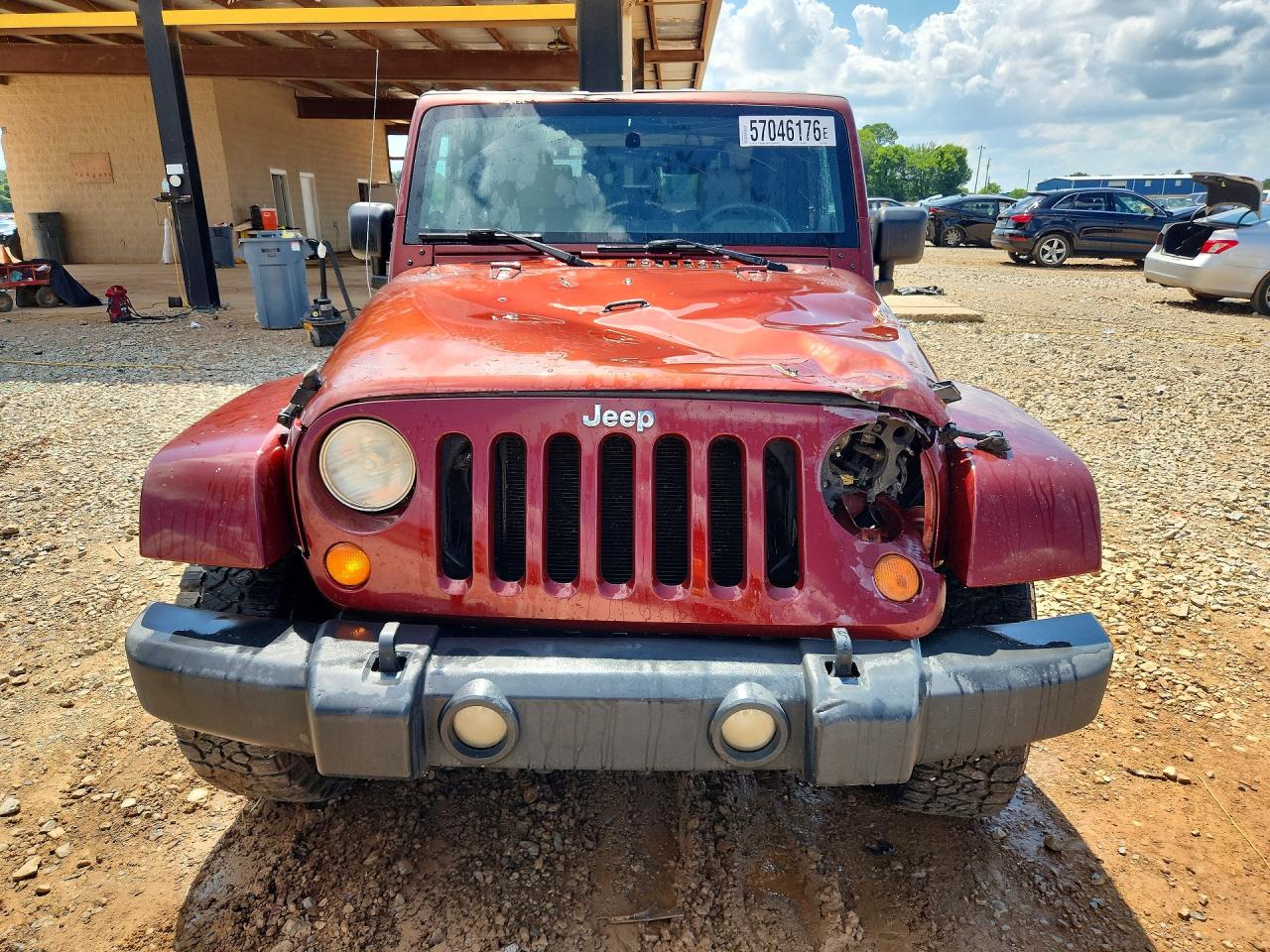 2007 Jeep Wrangler Sahara Maroon vin: 1J4FA54197L177091