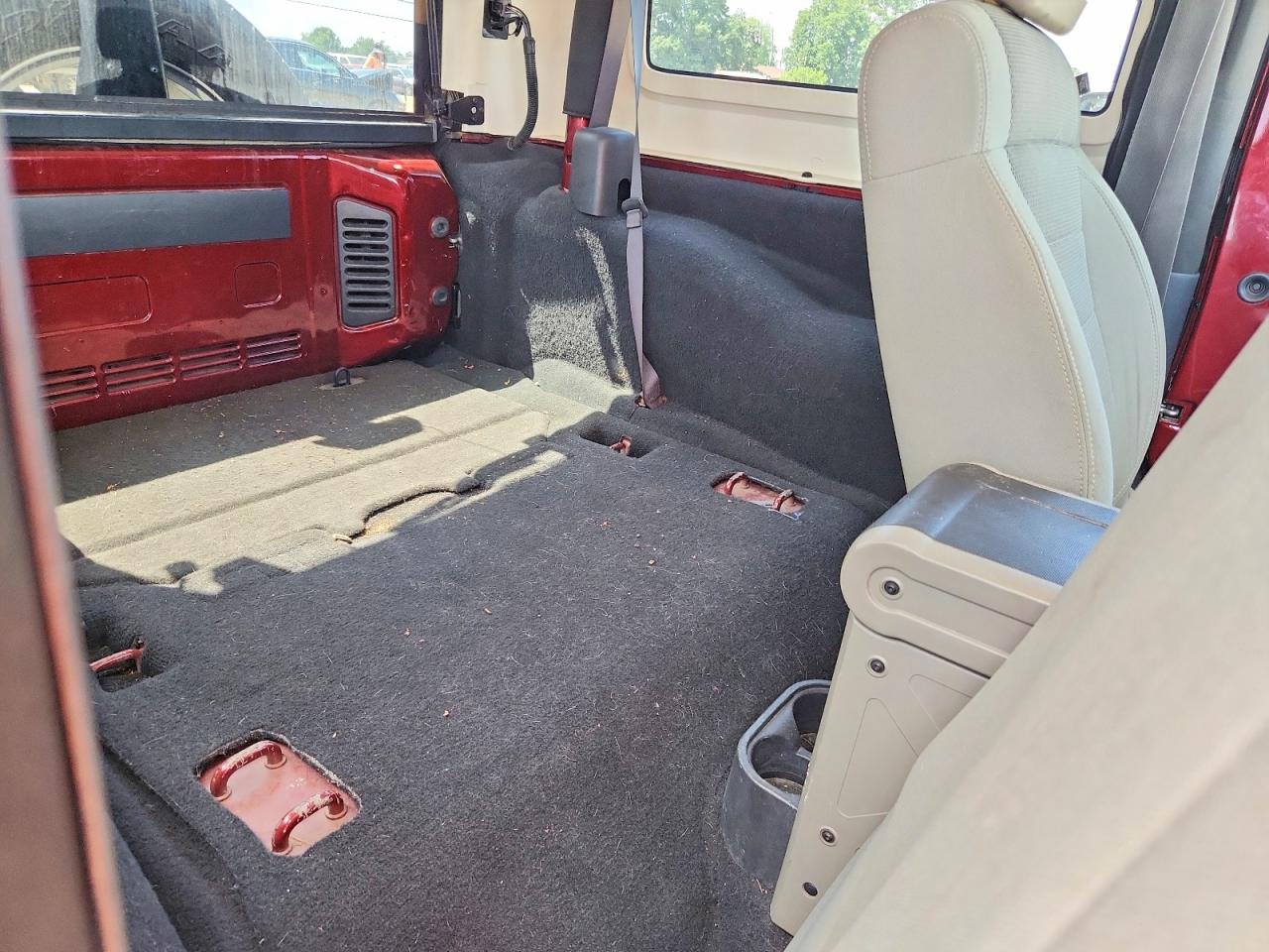 2007 Jeep Wrangler Sahara Maroon vin: 1J4FA54197L177091