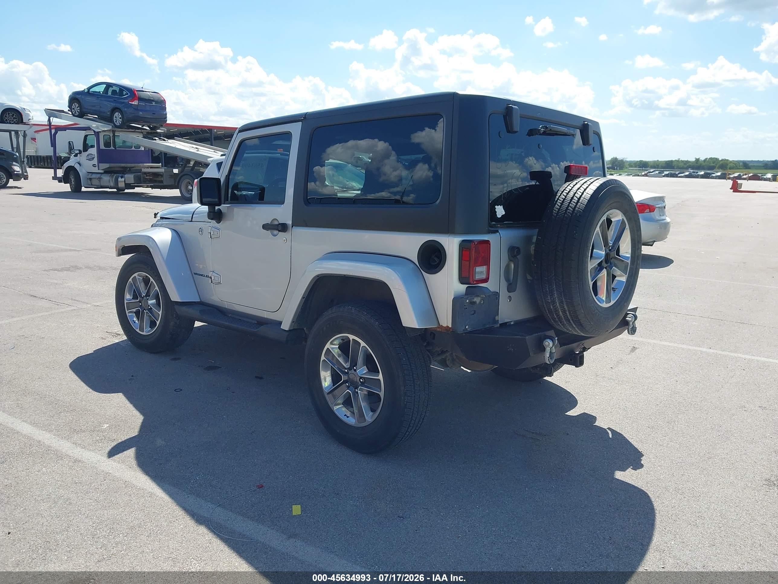 2007 Jeep Wrangler Sahara Серебряный vin: 1J4FA541X7L126182