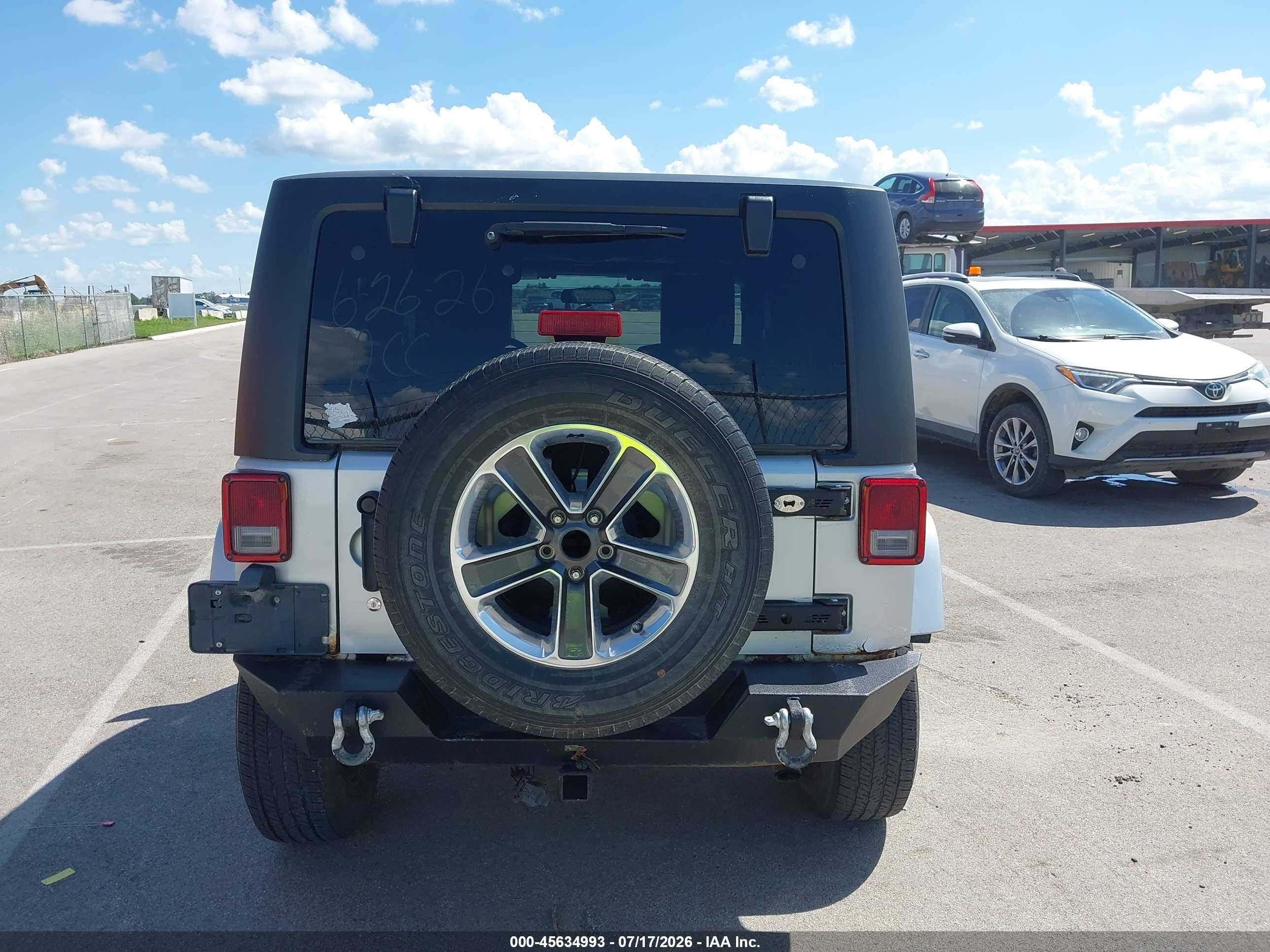 2007 Jeep Wrangler Sahara Серебряный vin: 1J4FA541X7L126182