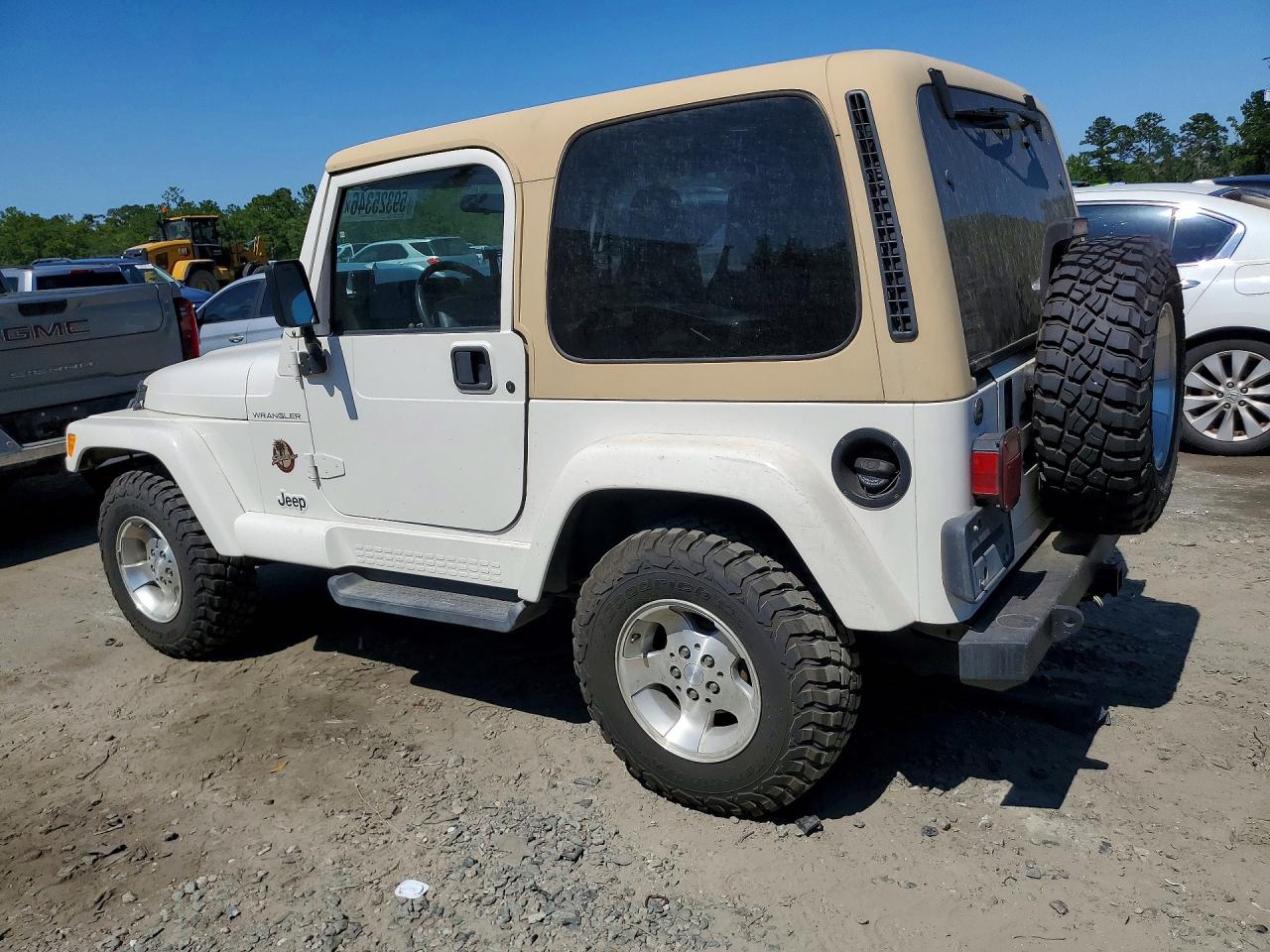 2002 Jeep Wrangler / Tj Sahara White vin: 1J4FA59S12P731775