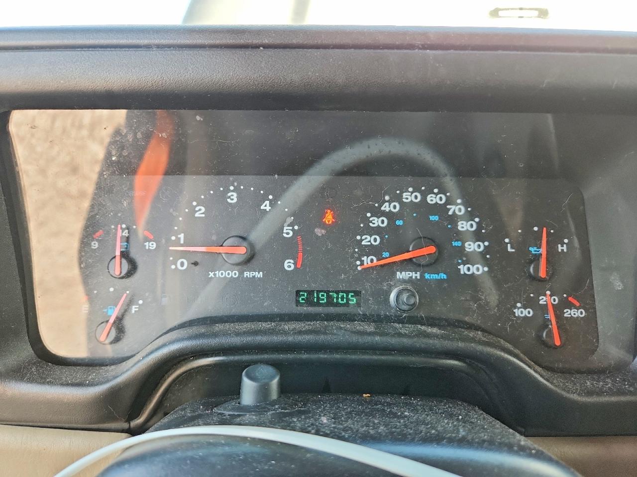 2004 Jeep Wrangler / Tj Sahara Tan vin: 1J4FA59S14P712680