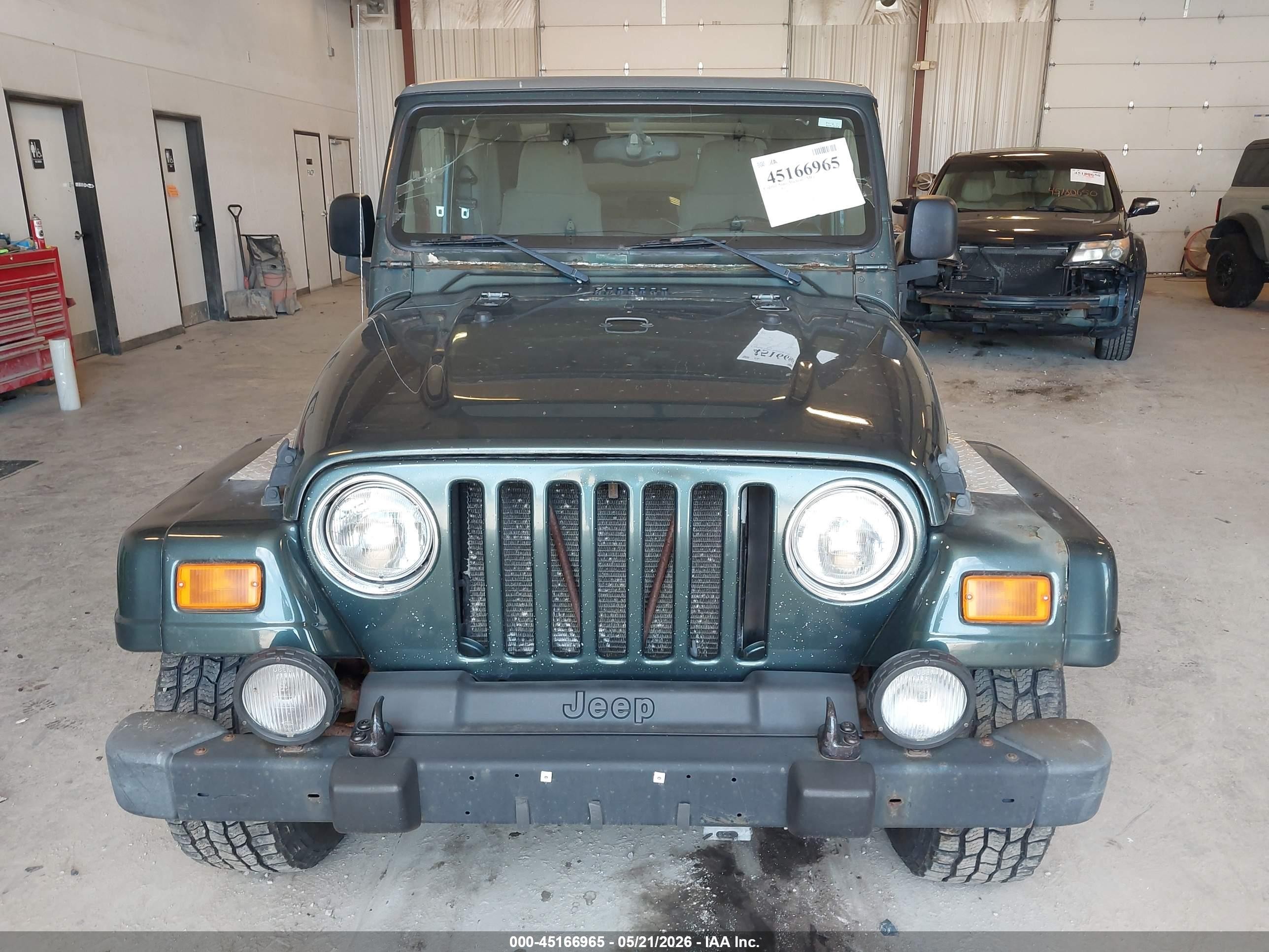 2004 Jeep Tj Sahara Зеленый vin: 1J4FA59S14P741841