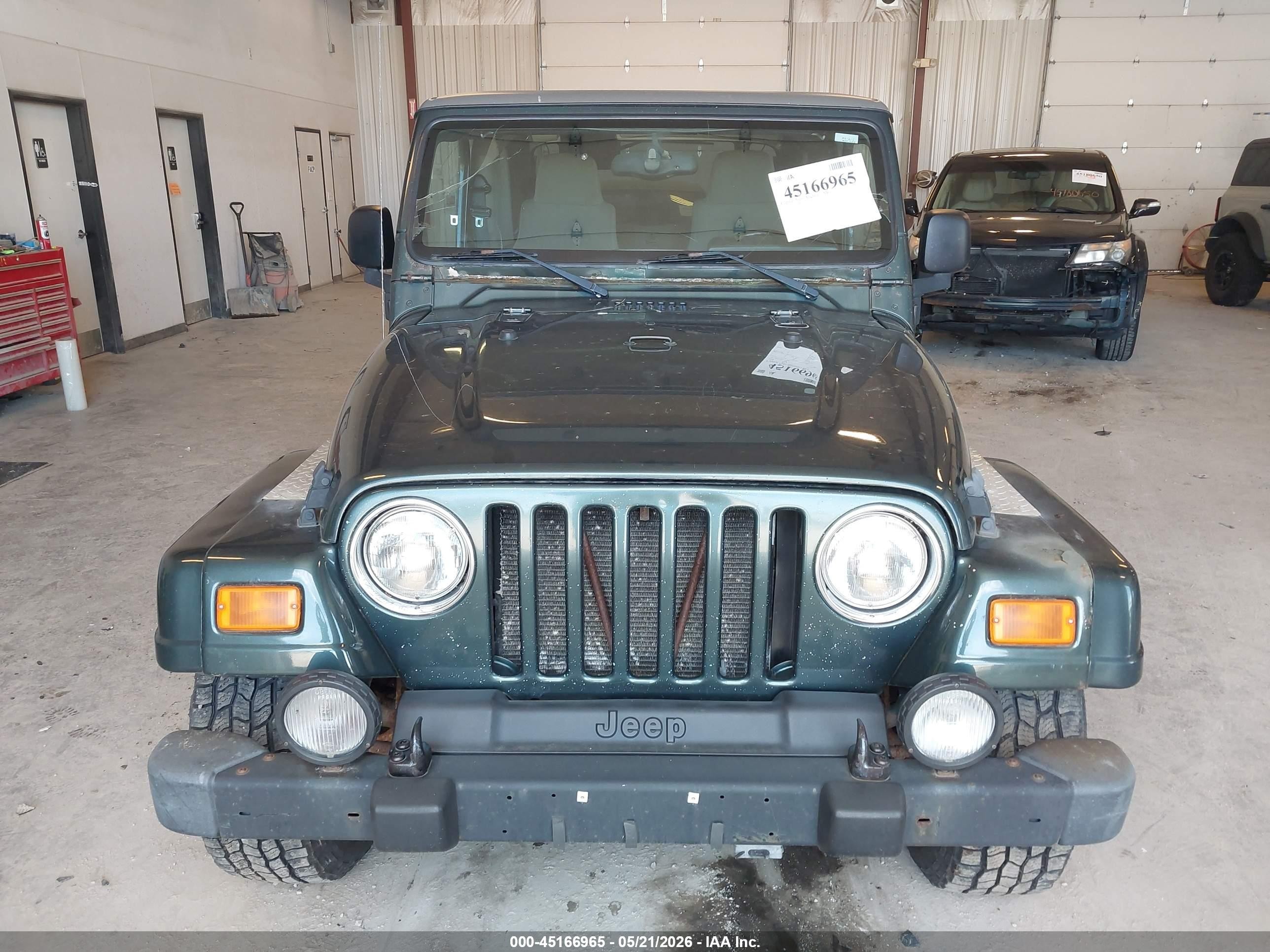 2004 Jeep Tj Sahara Зеленый vin: 1J4FA59S14P741841