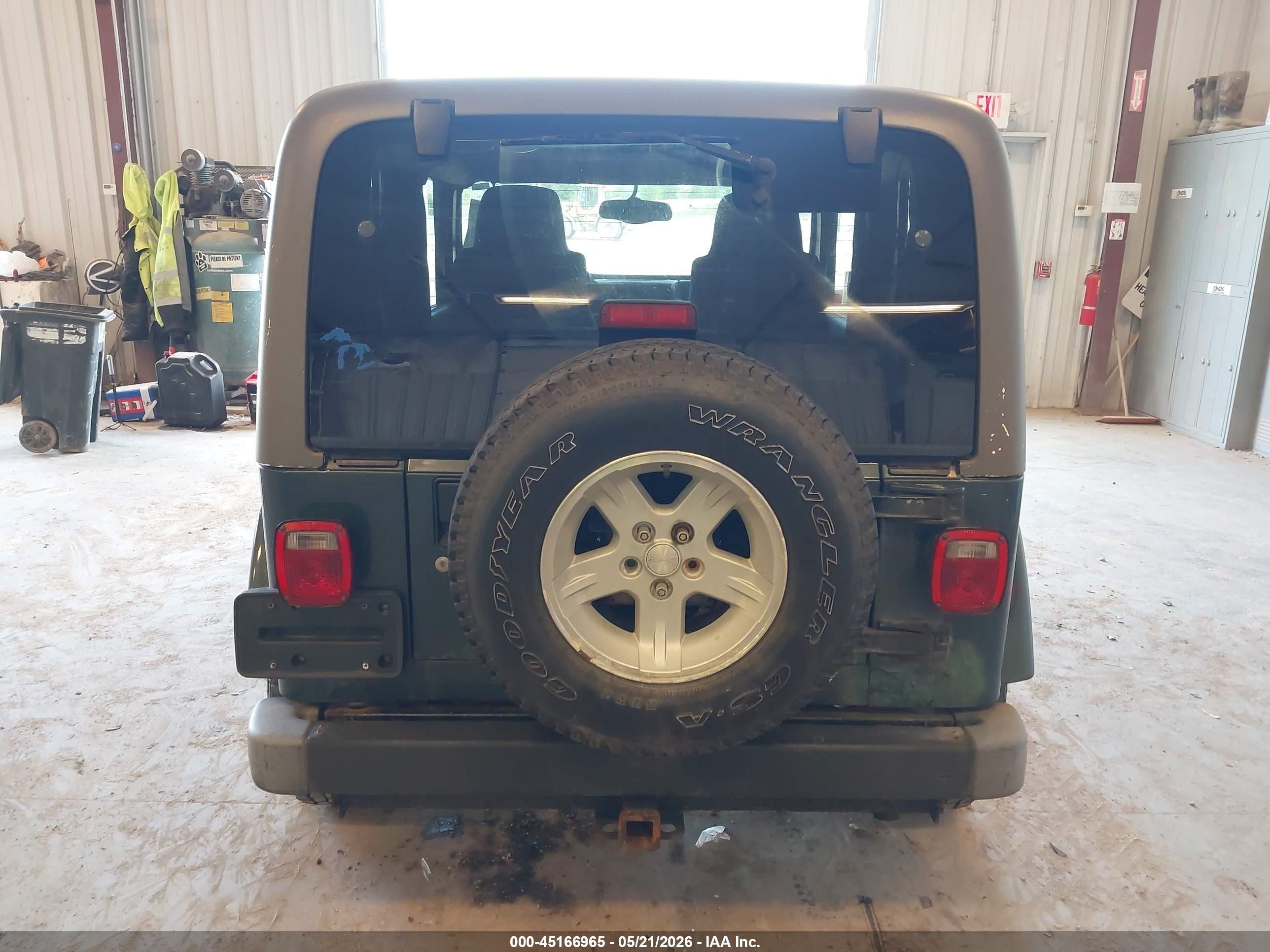 2004 Jeep Tj Sahara Зеленый vin: 1J4FA59S14P741841