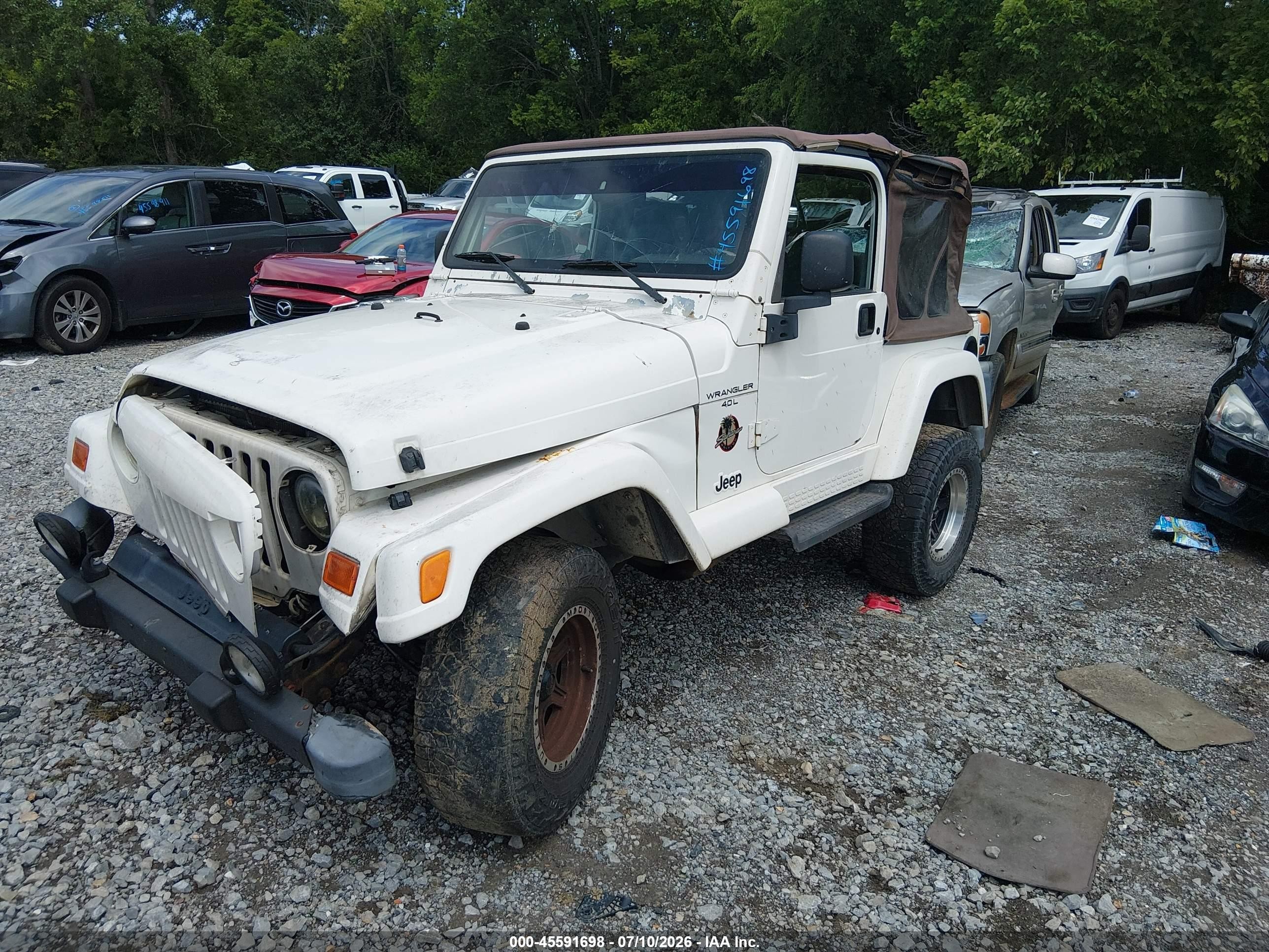 2000 Jeep Wrangler Sahara White vin: 1J4FA59S1YP701023