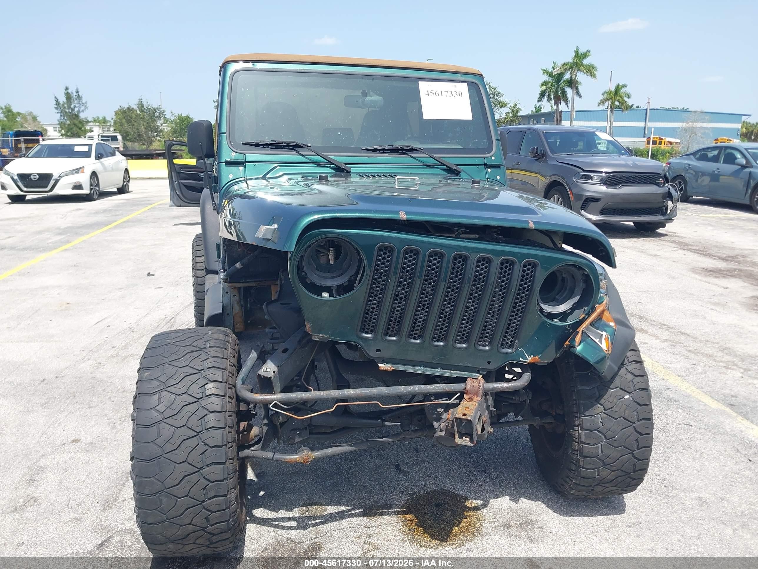 2000 Jeep Wrangler Sahara Green vin: 1J4FA59S1YP733423