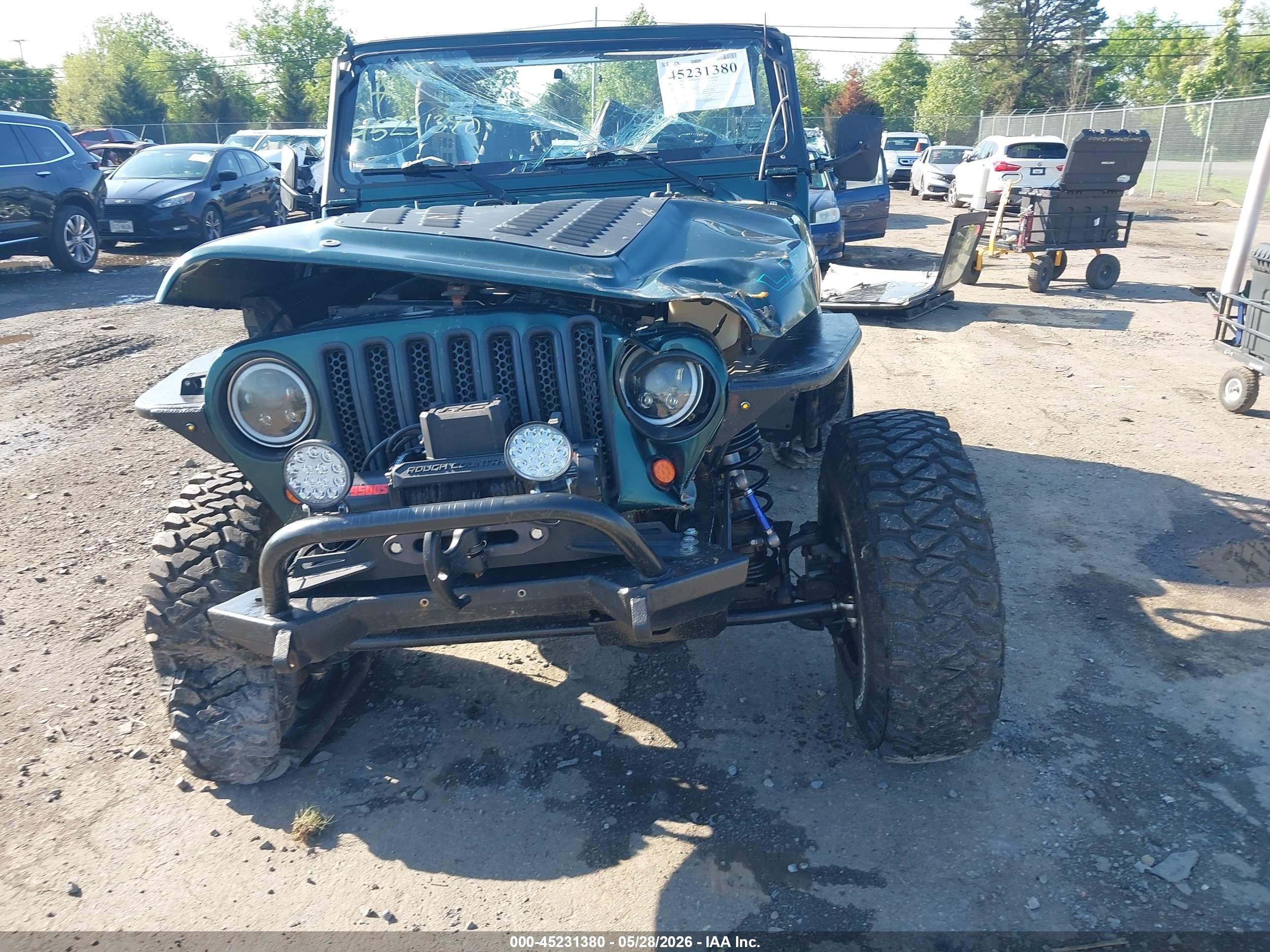 2000 Jeep Wrangler Sahara Green vin: 1J4FA59S2YP790701