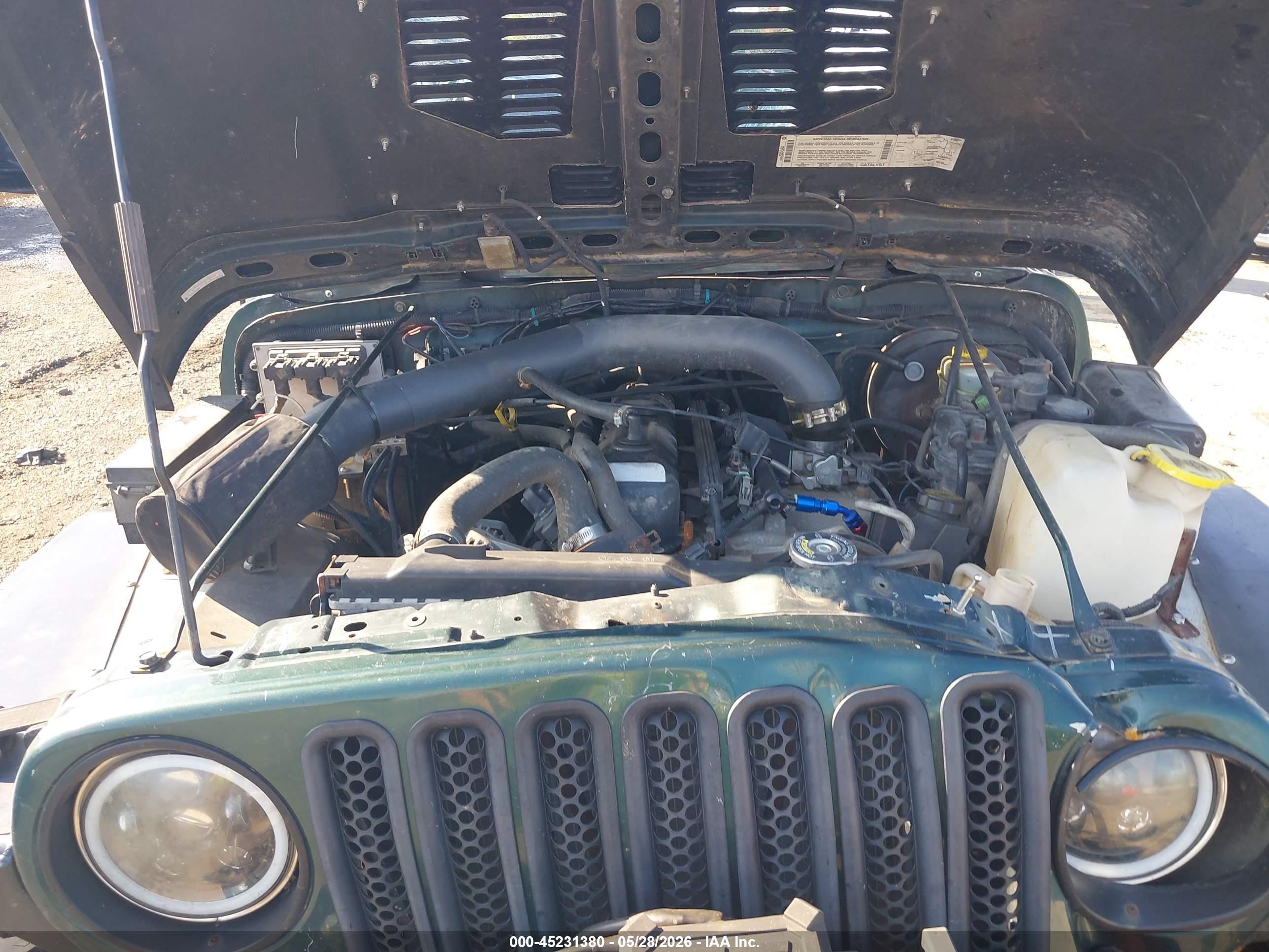 2000 Jeep Wrangler Sahara Green vin: 1J4FA59S2YP790701