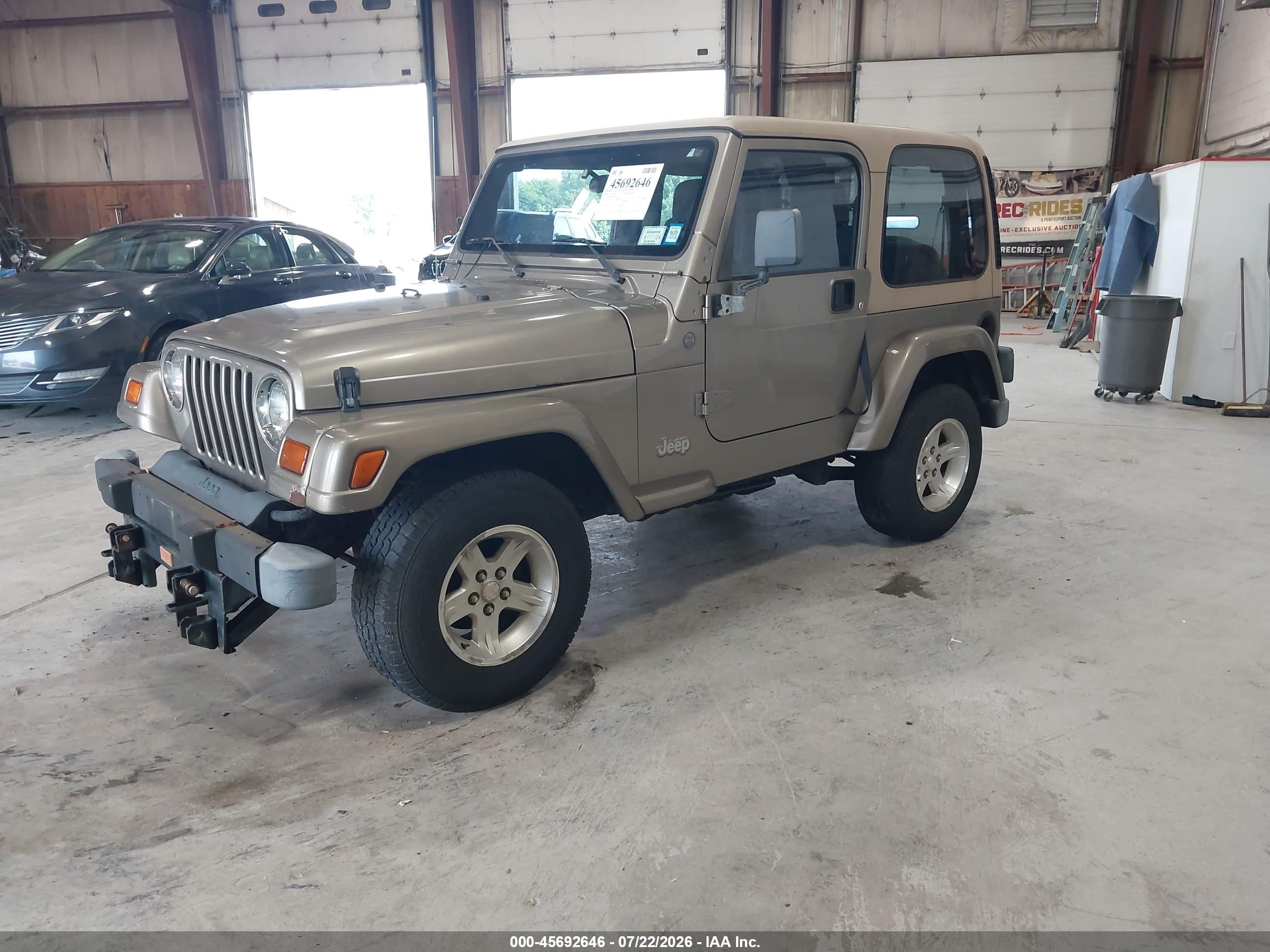 2004 Jeep Wrangler Sahara Tan vin: 1J4FA59S64P757582