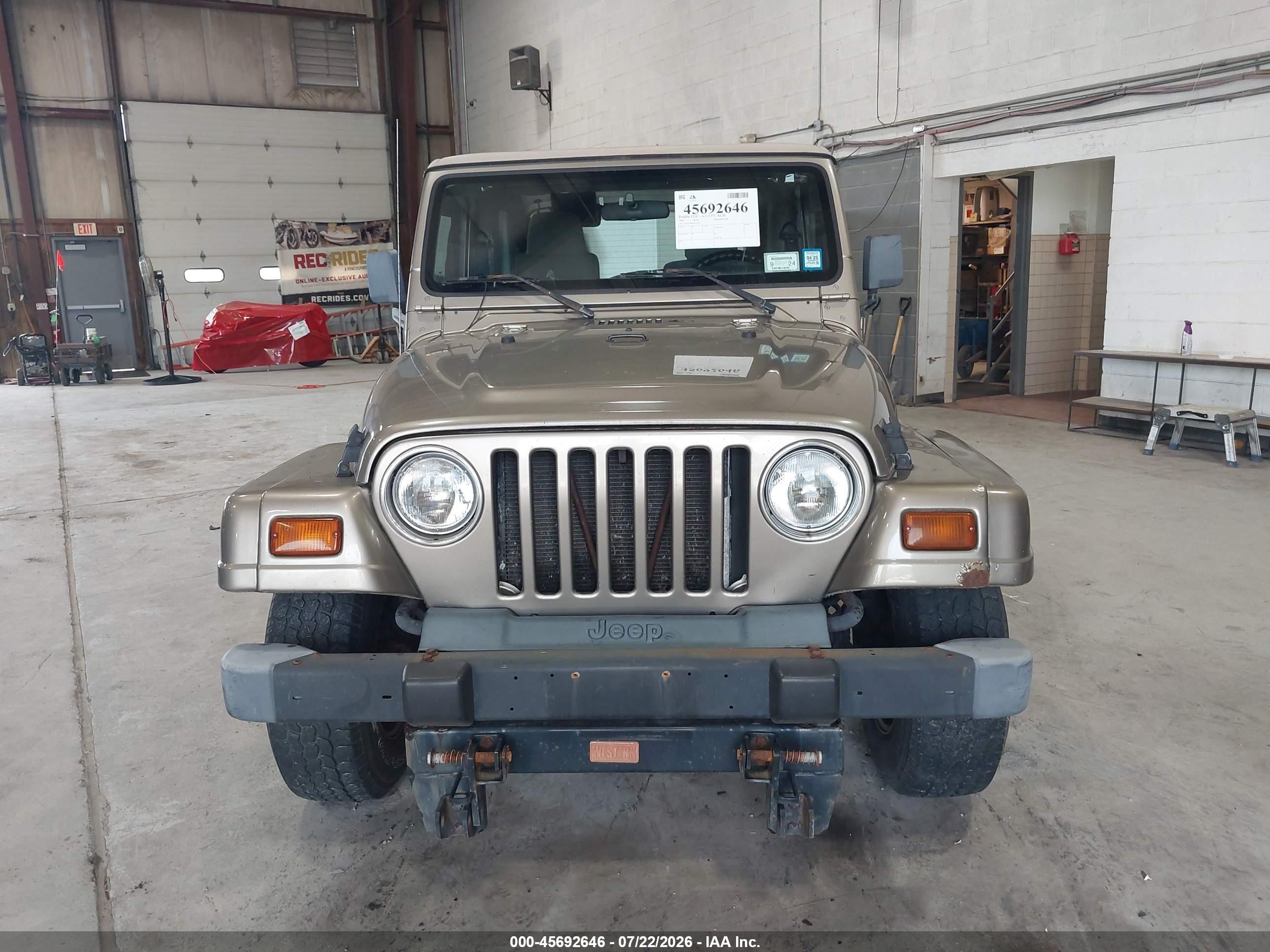 2004 Jeep Wrangler Sahara Tan vin: 1J4FA59S64P757582