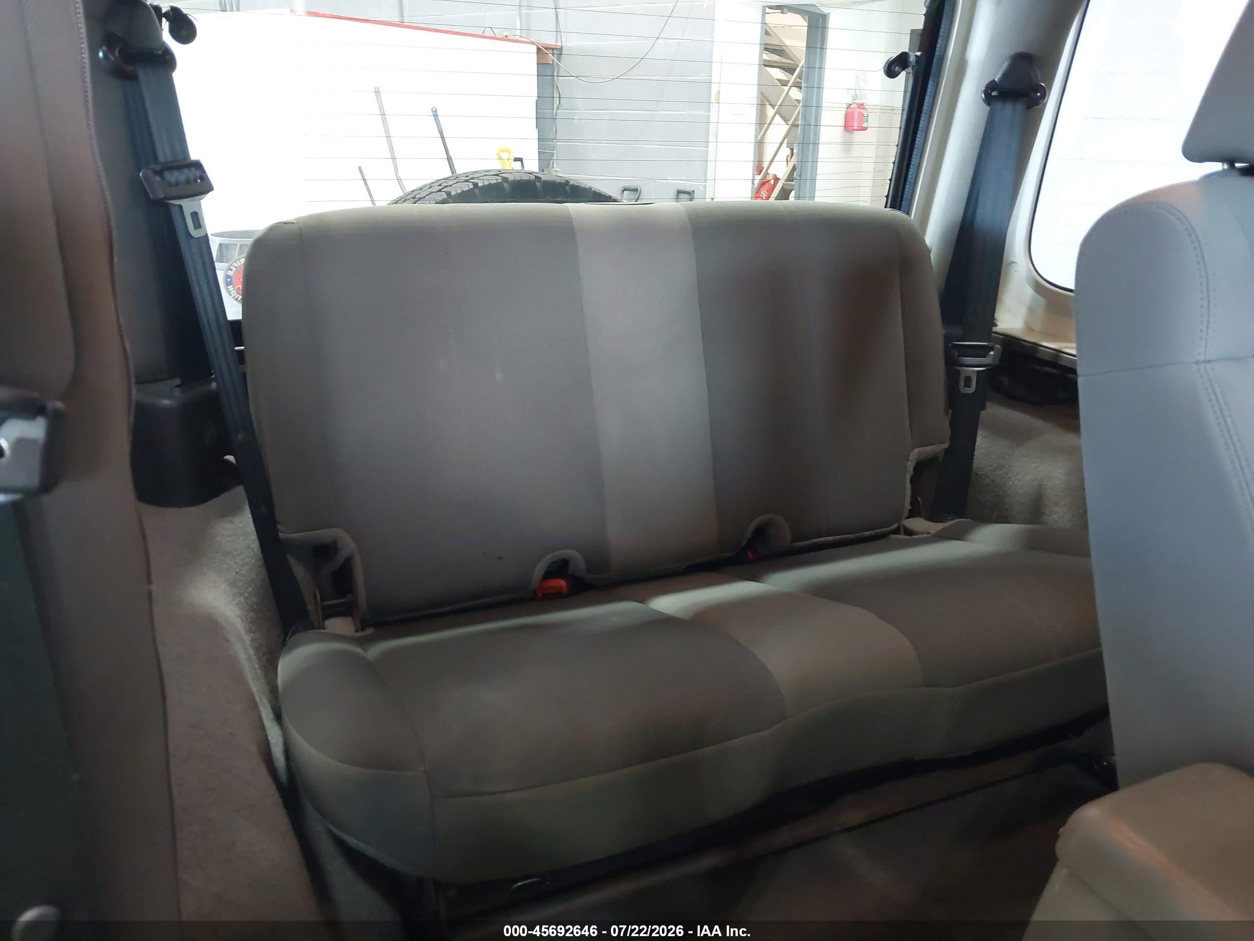 2004 Jeep Wrangler Sahara Tan vin: 1J4FA59S64P757582